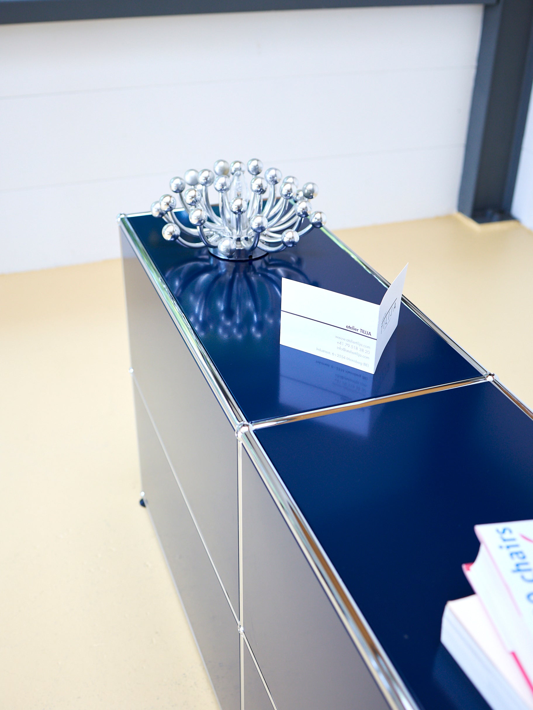 USM Sideboard in Stahlblau