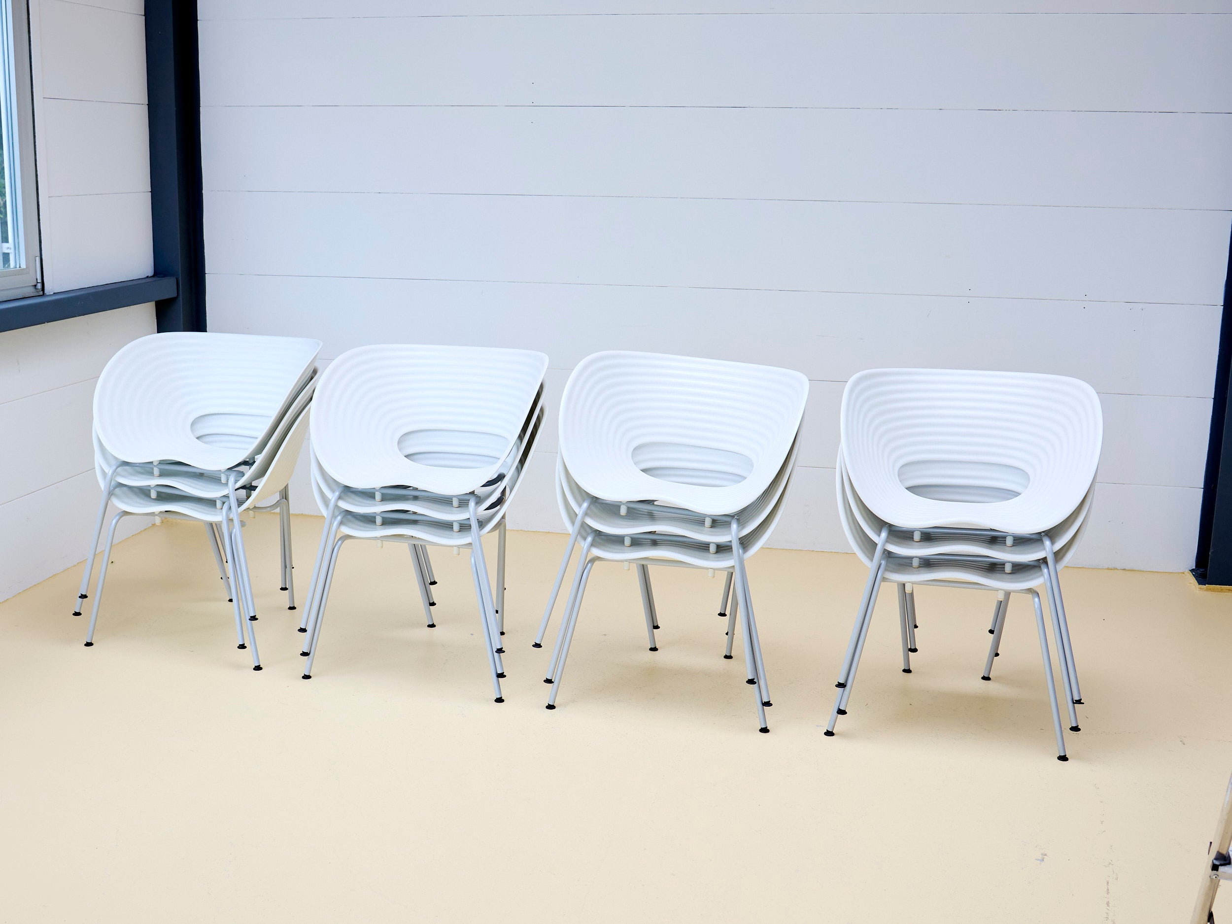 Vitra Tom Vac Stühle von Ron Arad