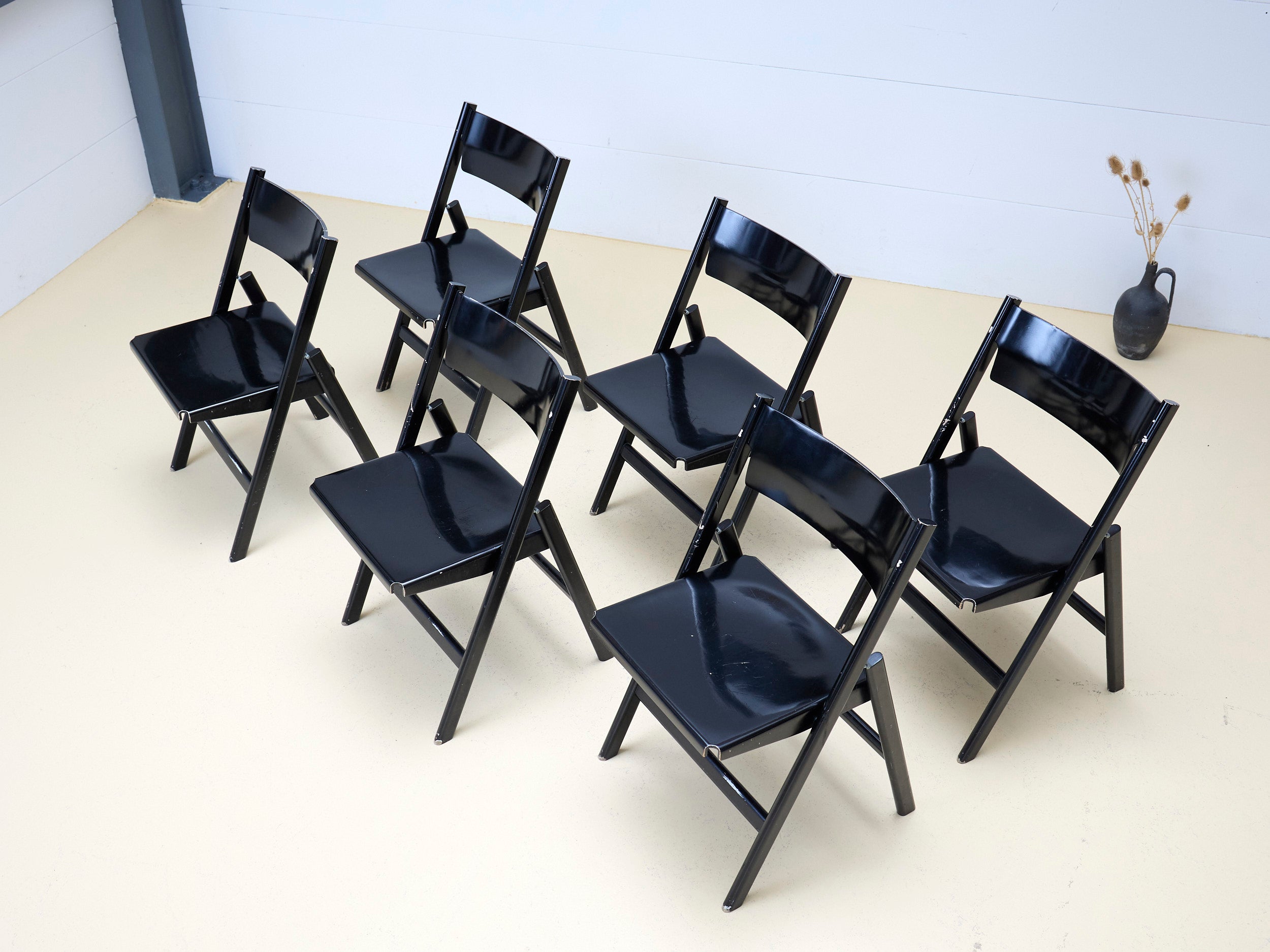 Dietiker Klappstühle schwarz von Hans Eichenberger