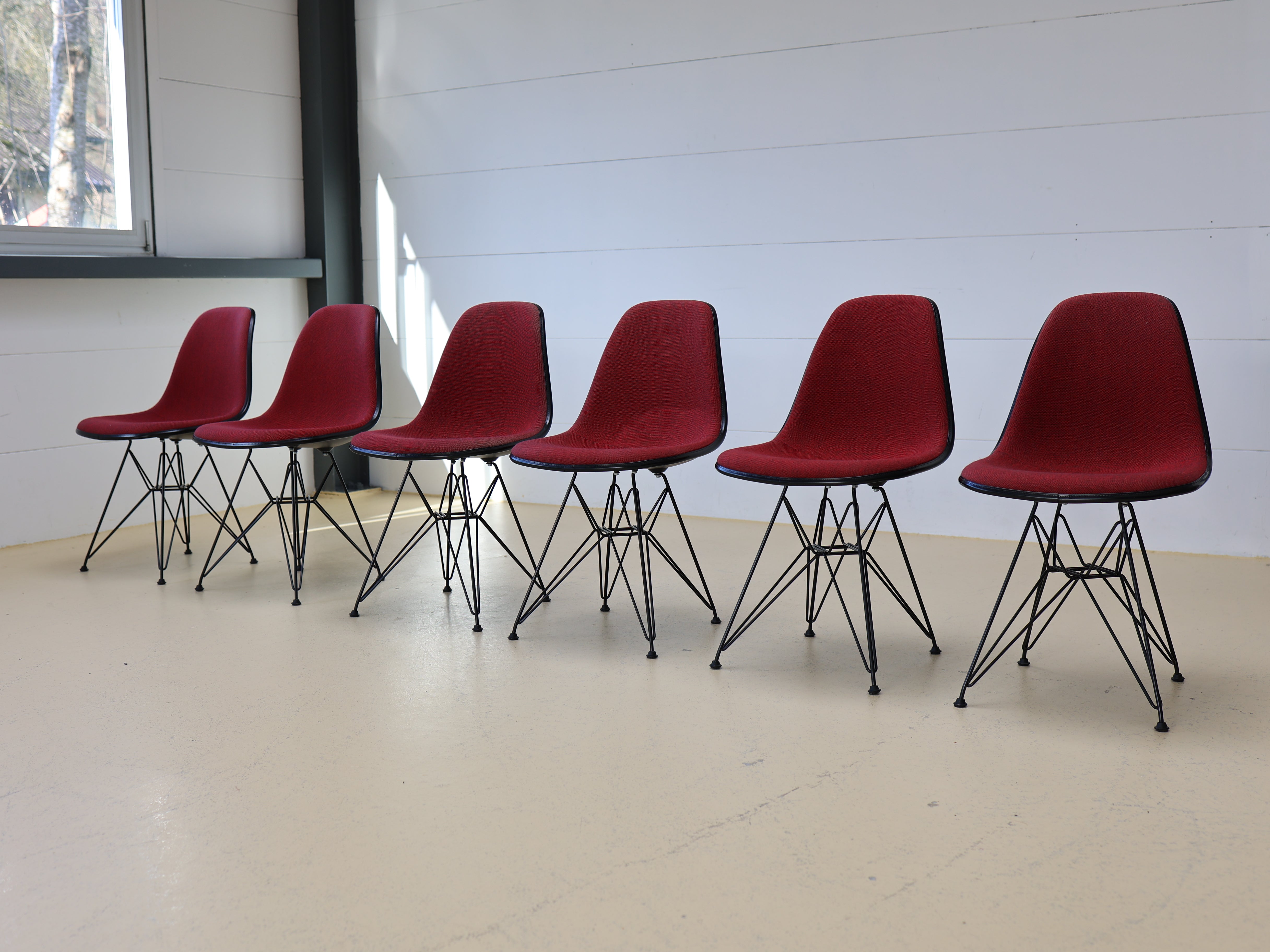 Vitra Stühle im Set von Eames