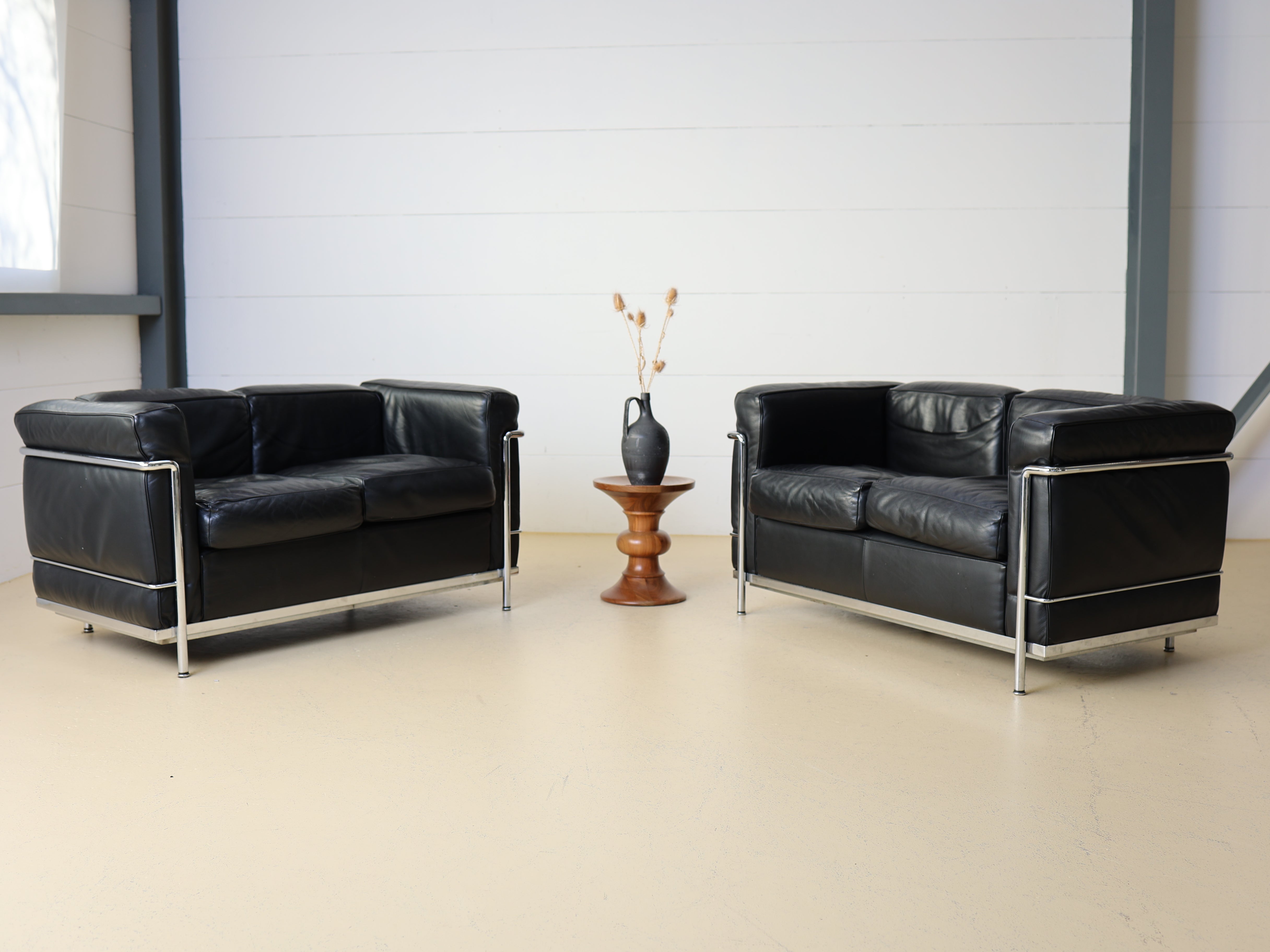 Le Corbusier Sofa LC2 von Cassina