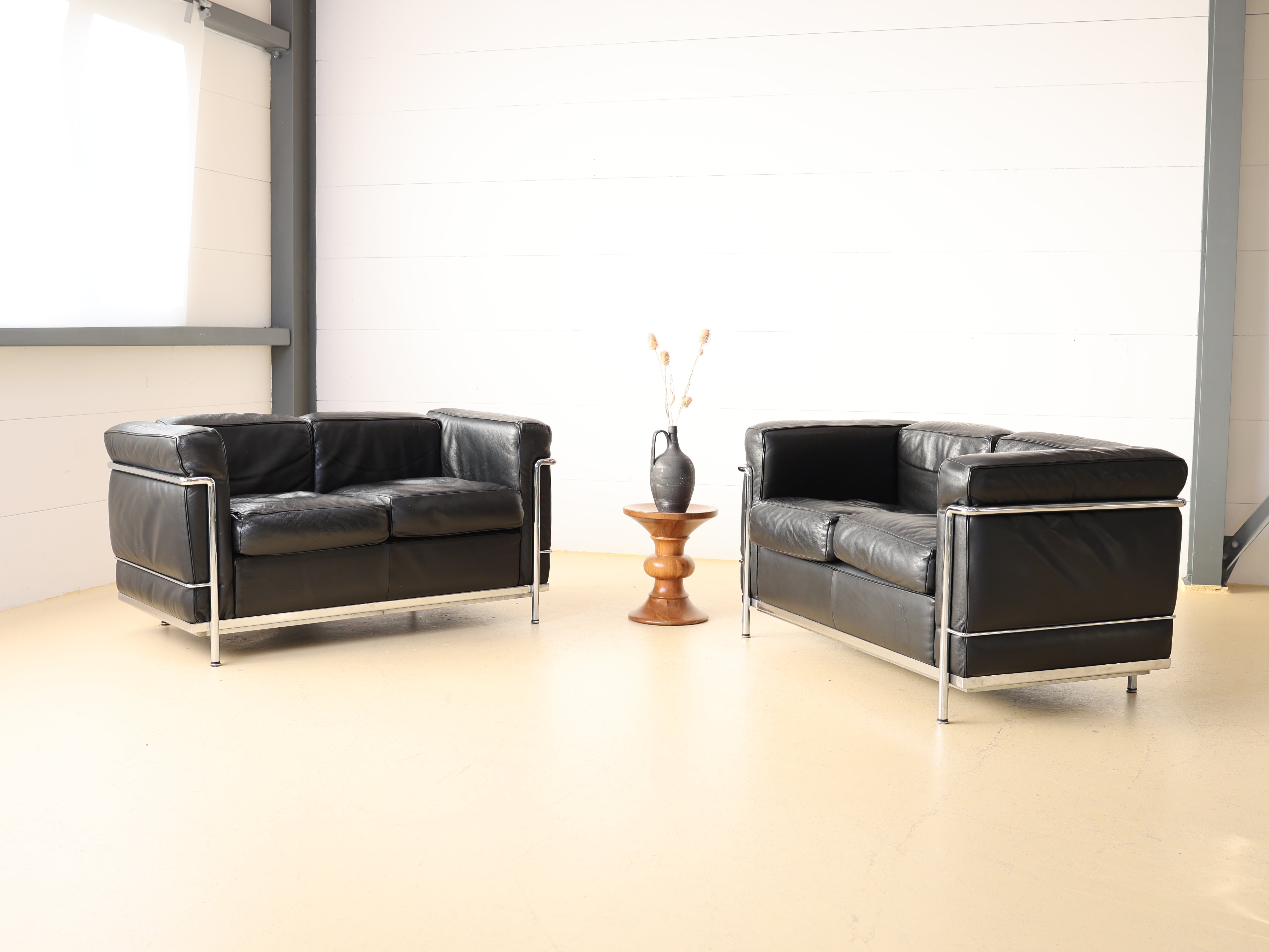 Le Corbusier Sofa LC2 von Cassina