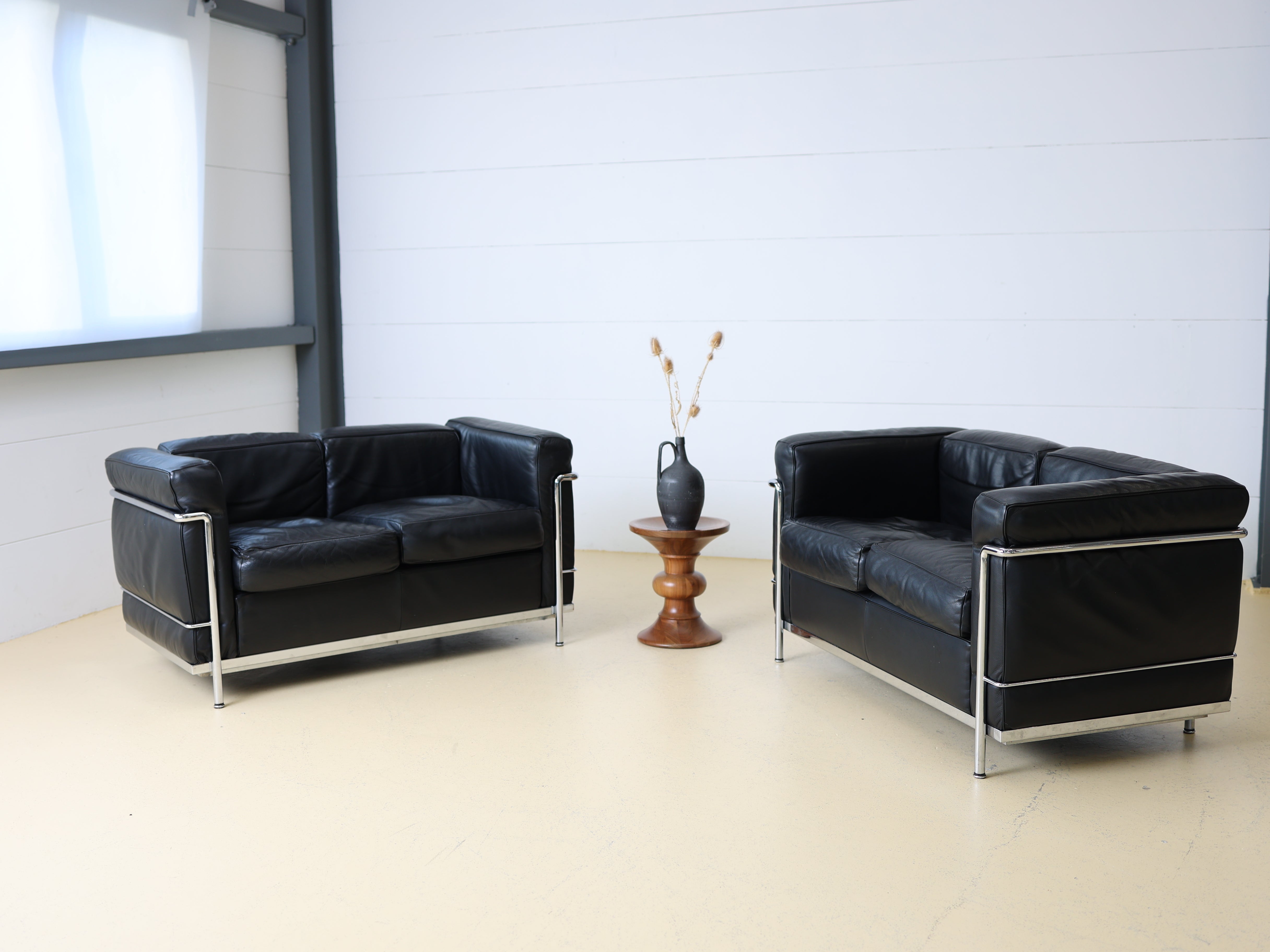 Le Corbusier Sofa LC2 von Cassina