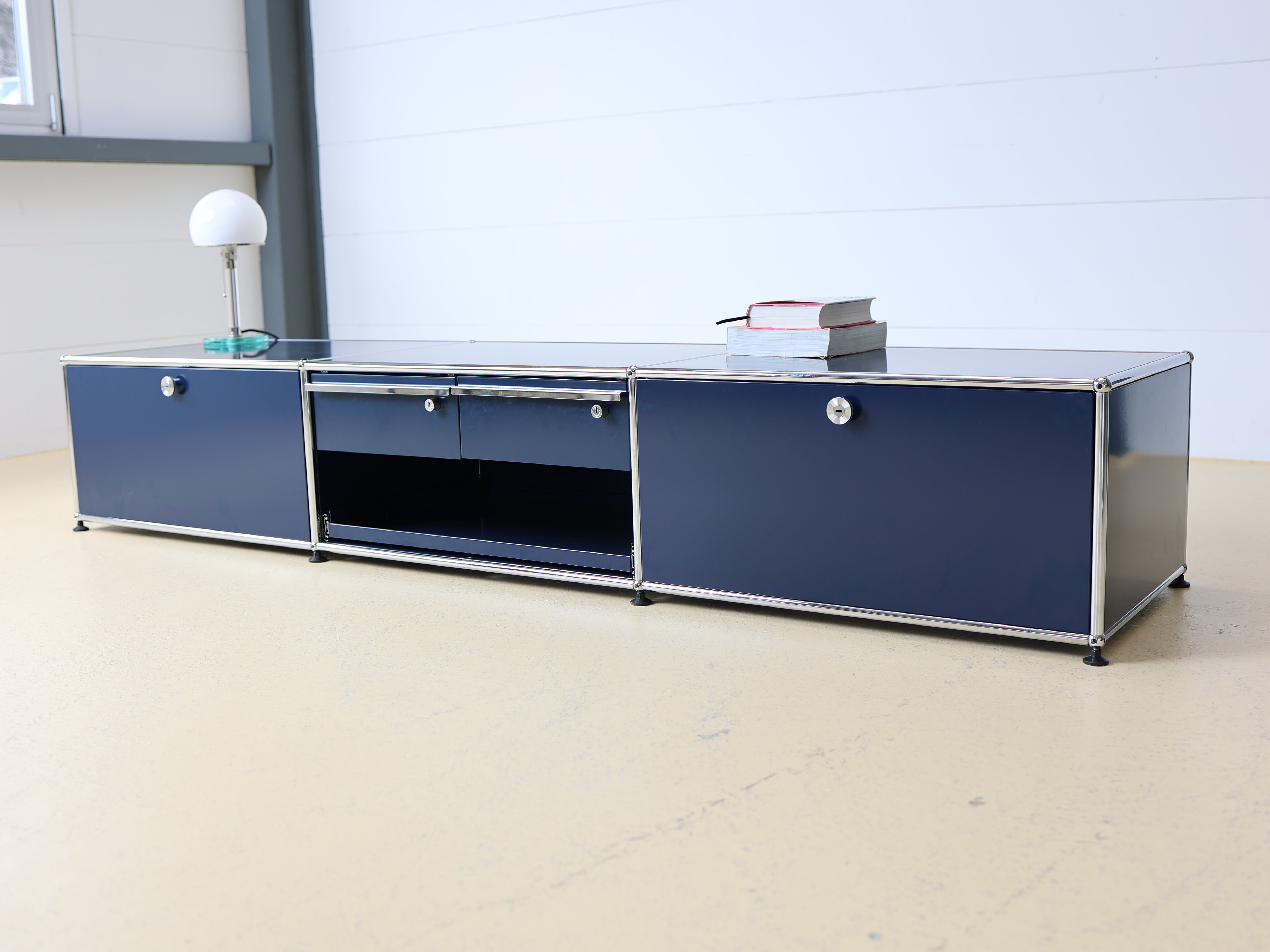 USM Haller Lowboard Blau 3