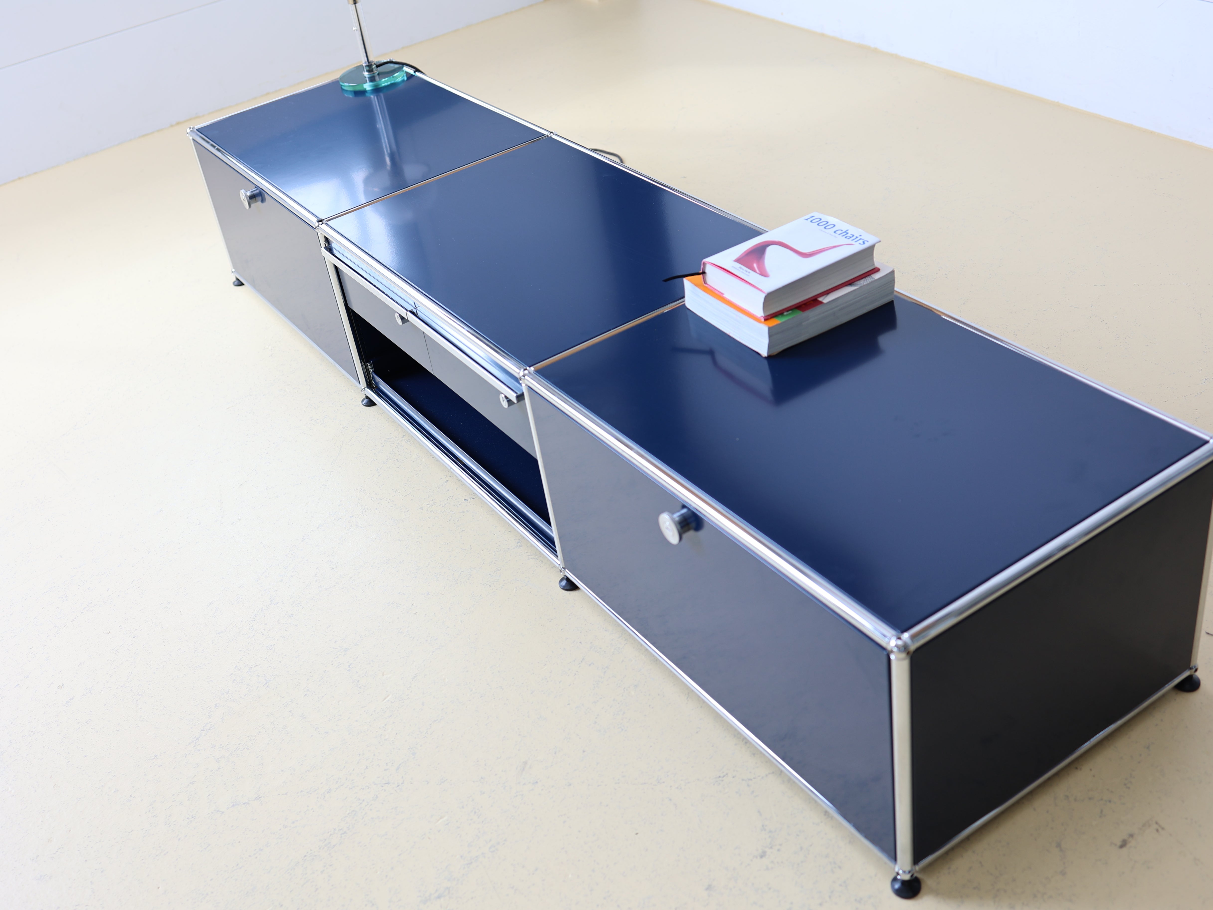 USM Haller Lowboard Blau 4