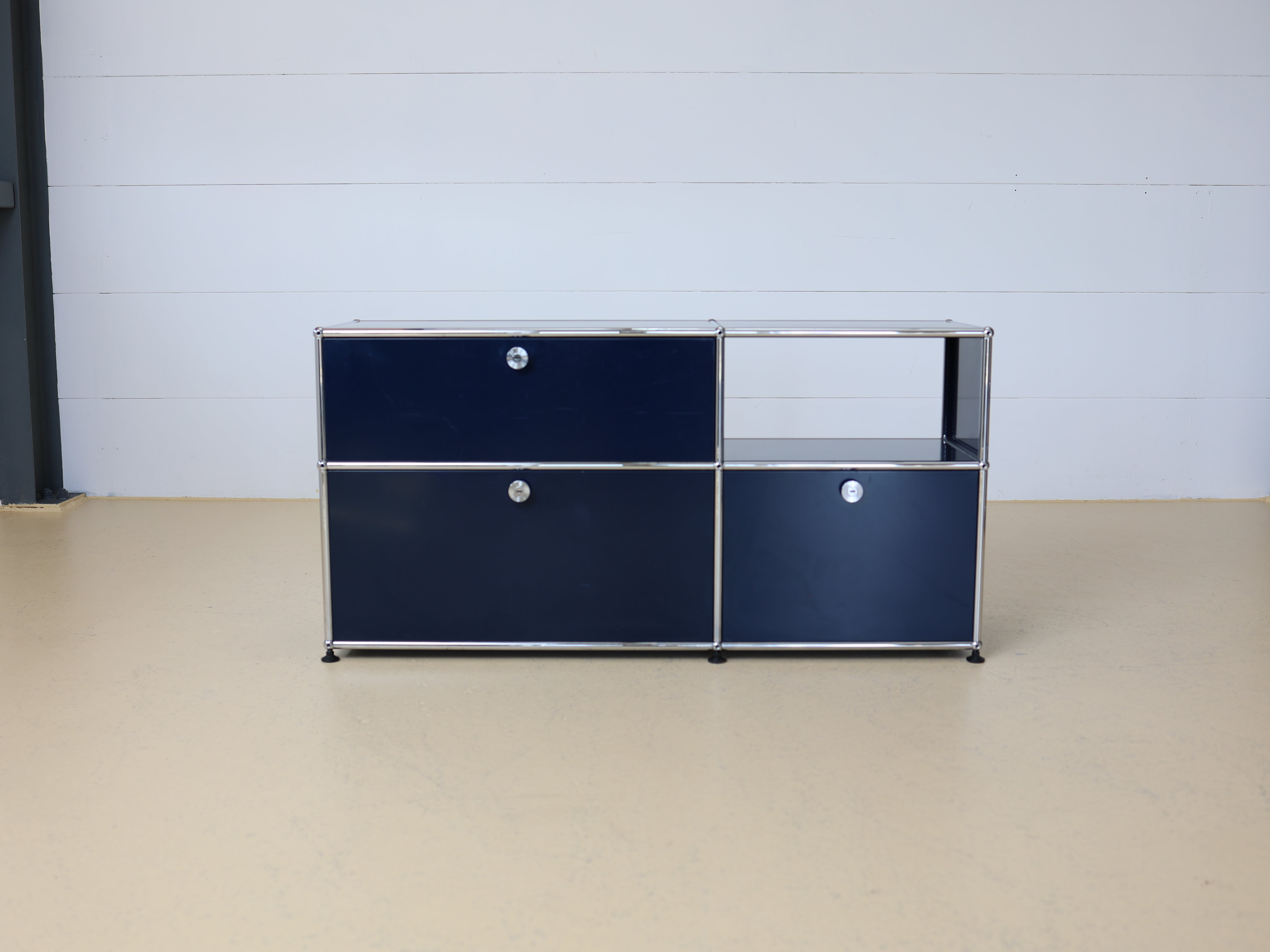 USM Haller Sideboard 2x2 Stahlblau, Lieferung&Umbau möglich