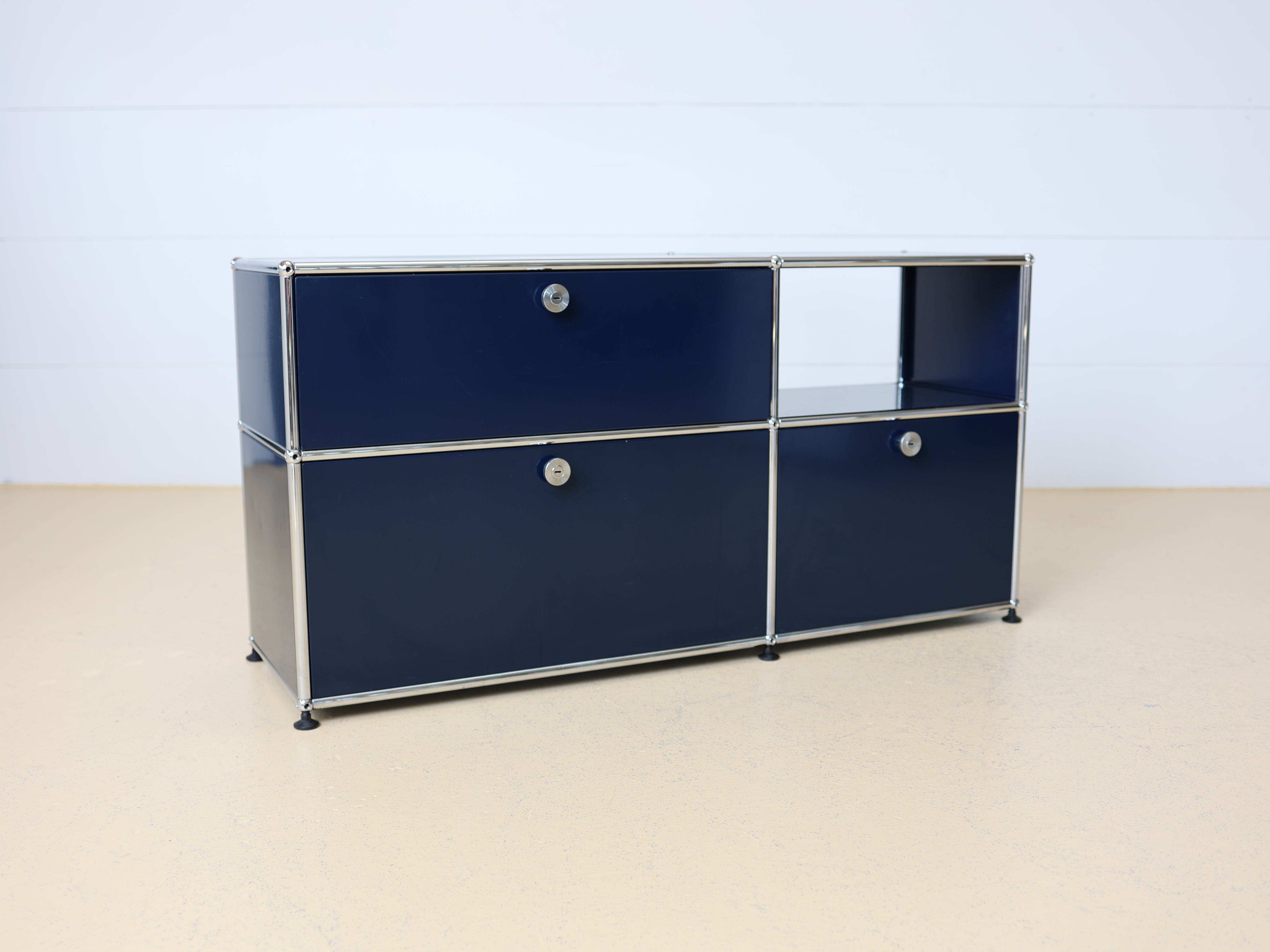USM Haller Sideboard 2x2 Stahlblau, Lieferung&Umbau möglich