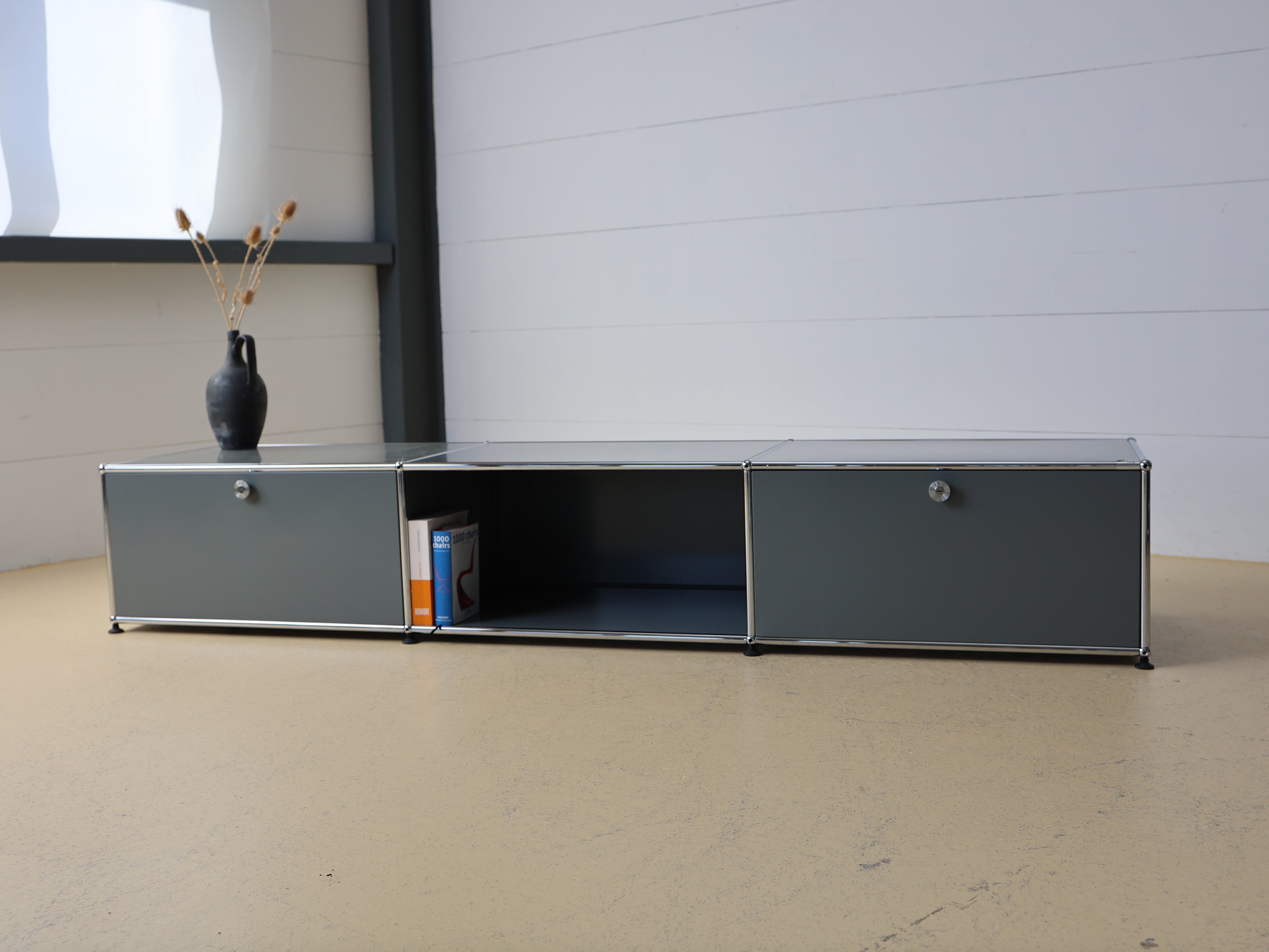 USM Haller Lowboard Grau 8