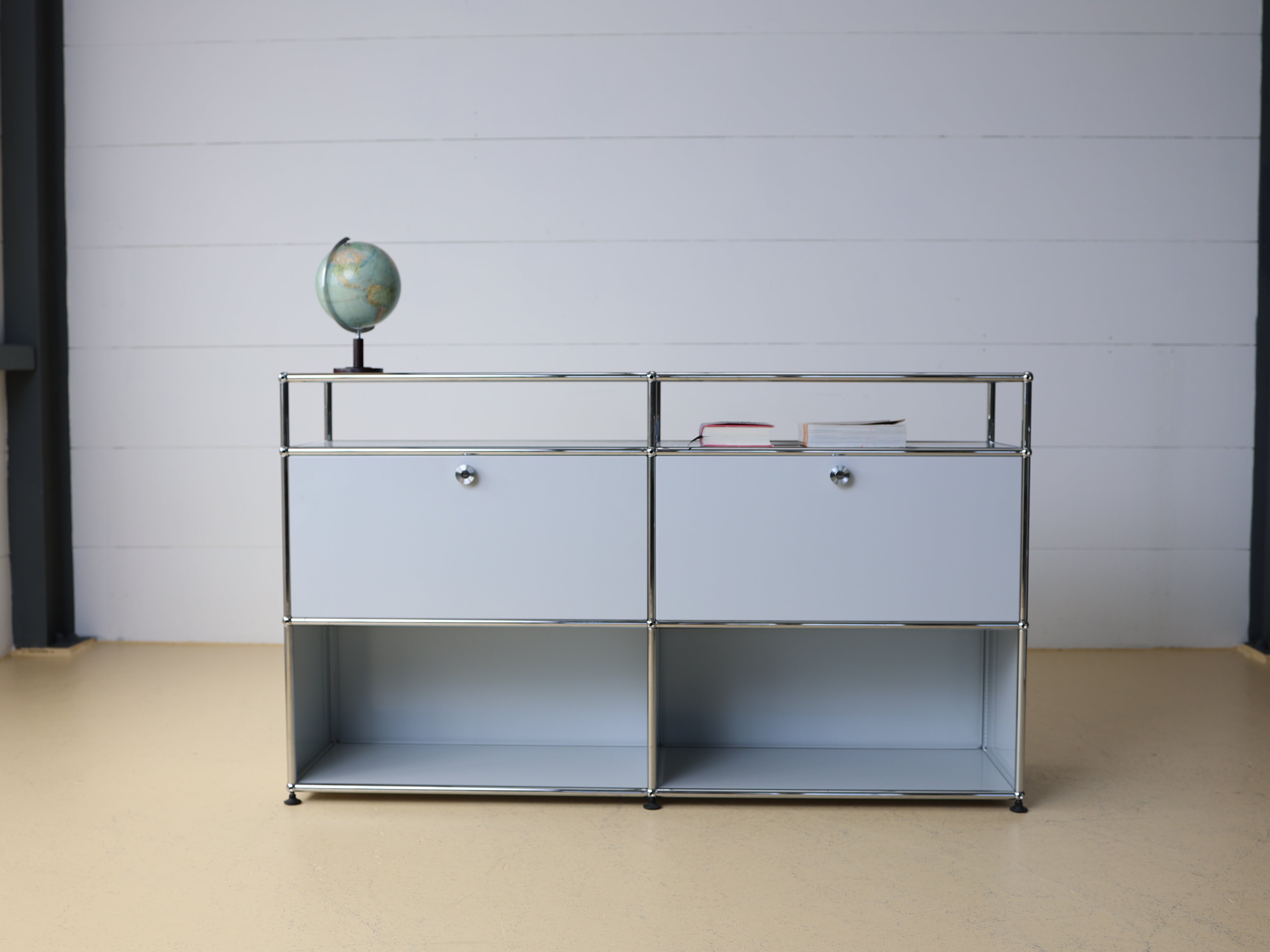 USM Haller Sideboard 2x2 in Lichtgrau