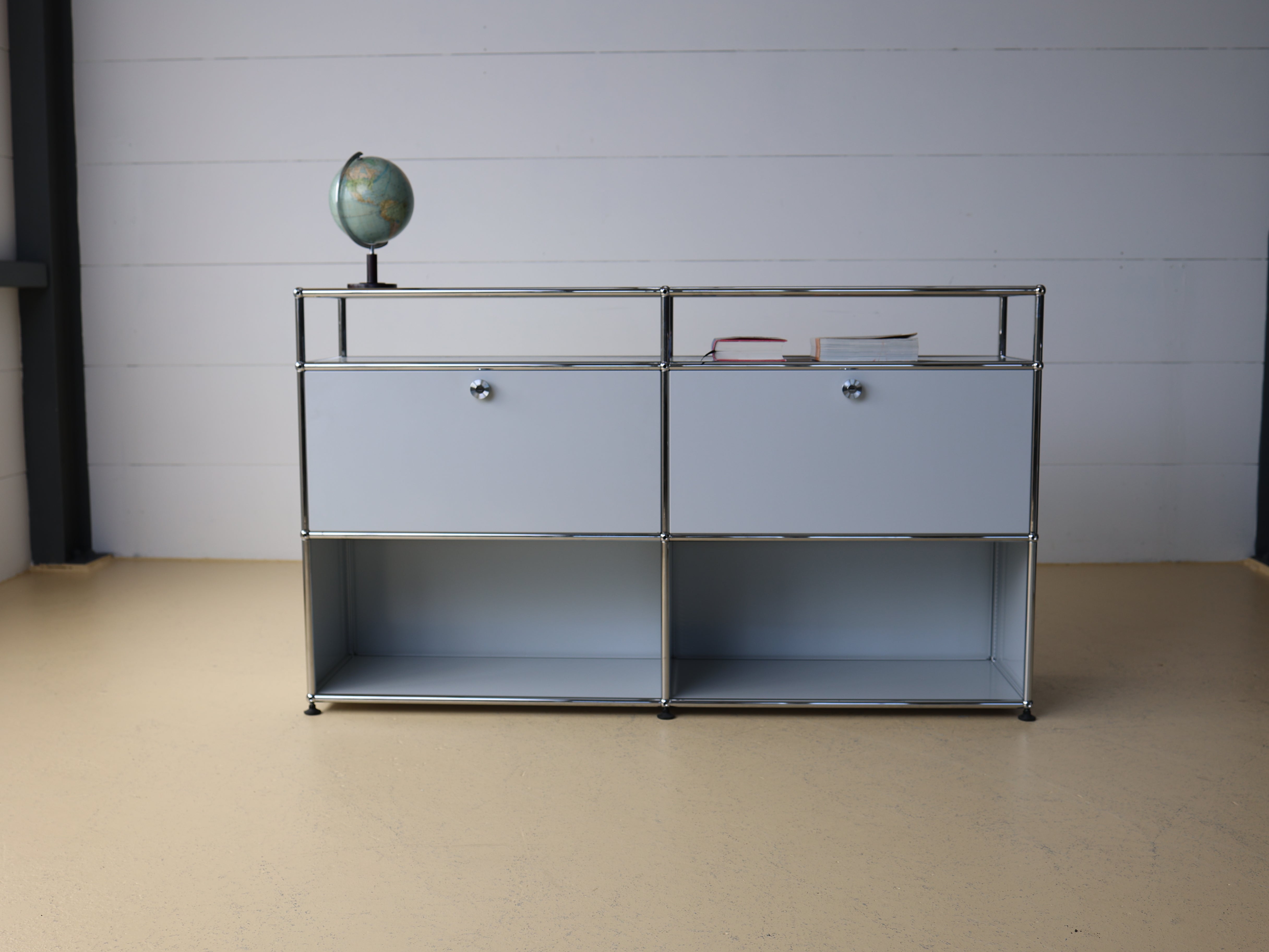 USM Haller Sideboard 2x2 in Lichtgrau