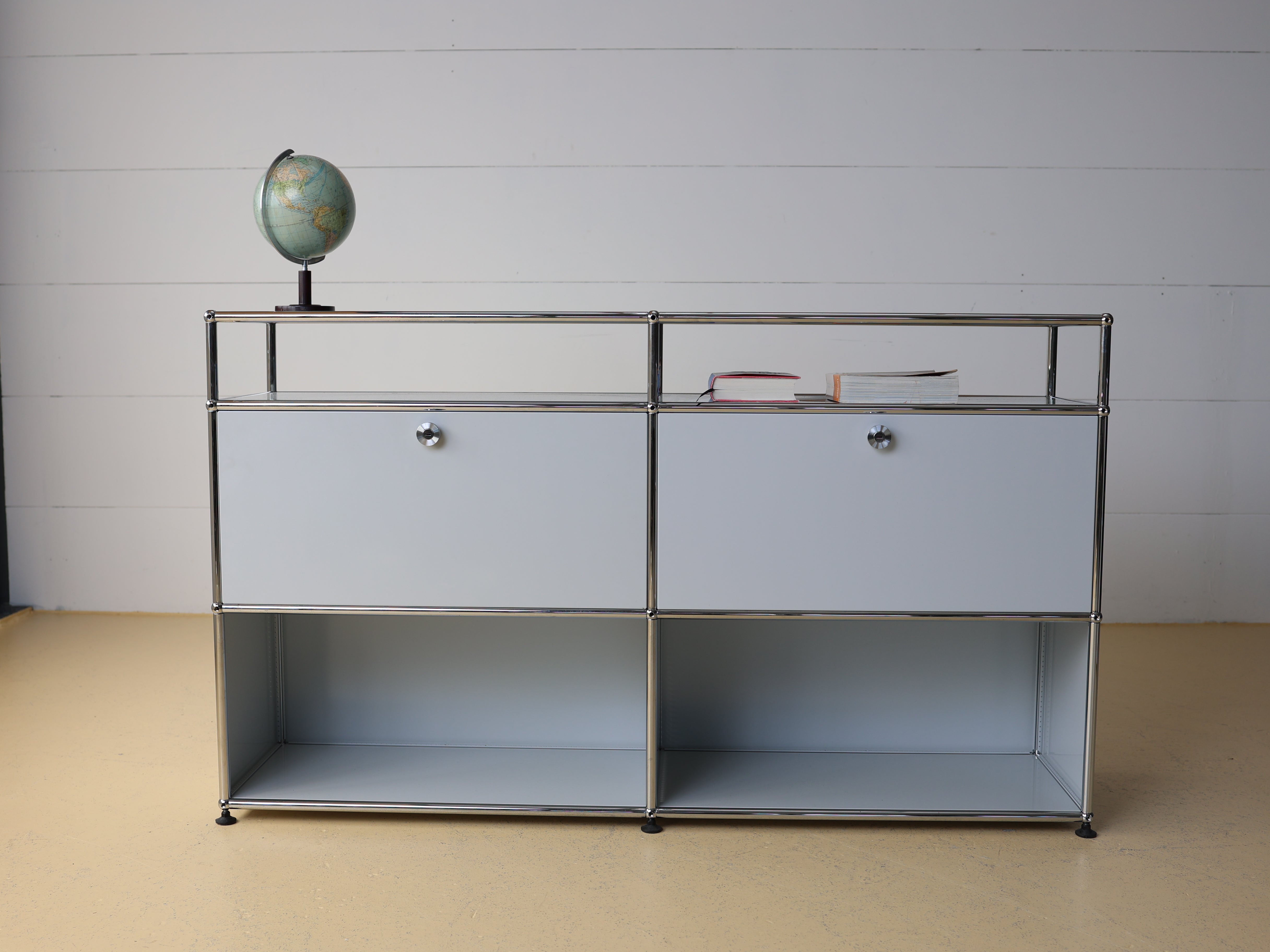 USM Haller Sideboard 2x2 in Lichtgrau