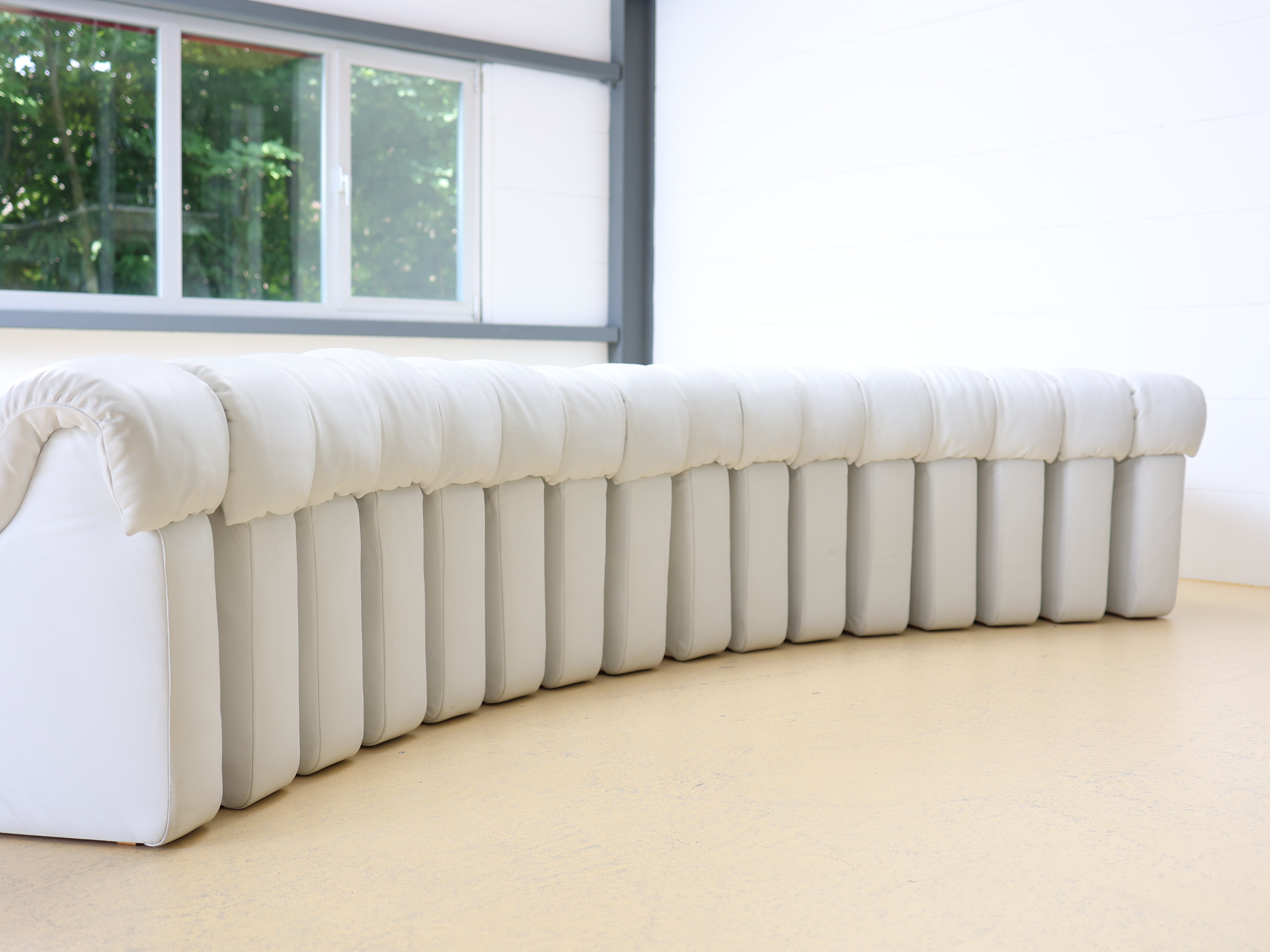 Designklassiker: Tatzelwurm DS 600, De Sede