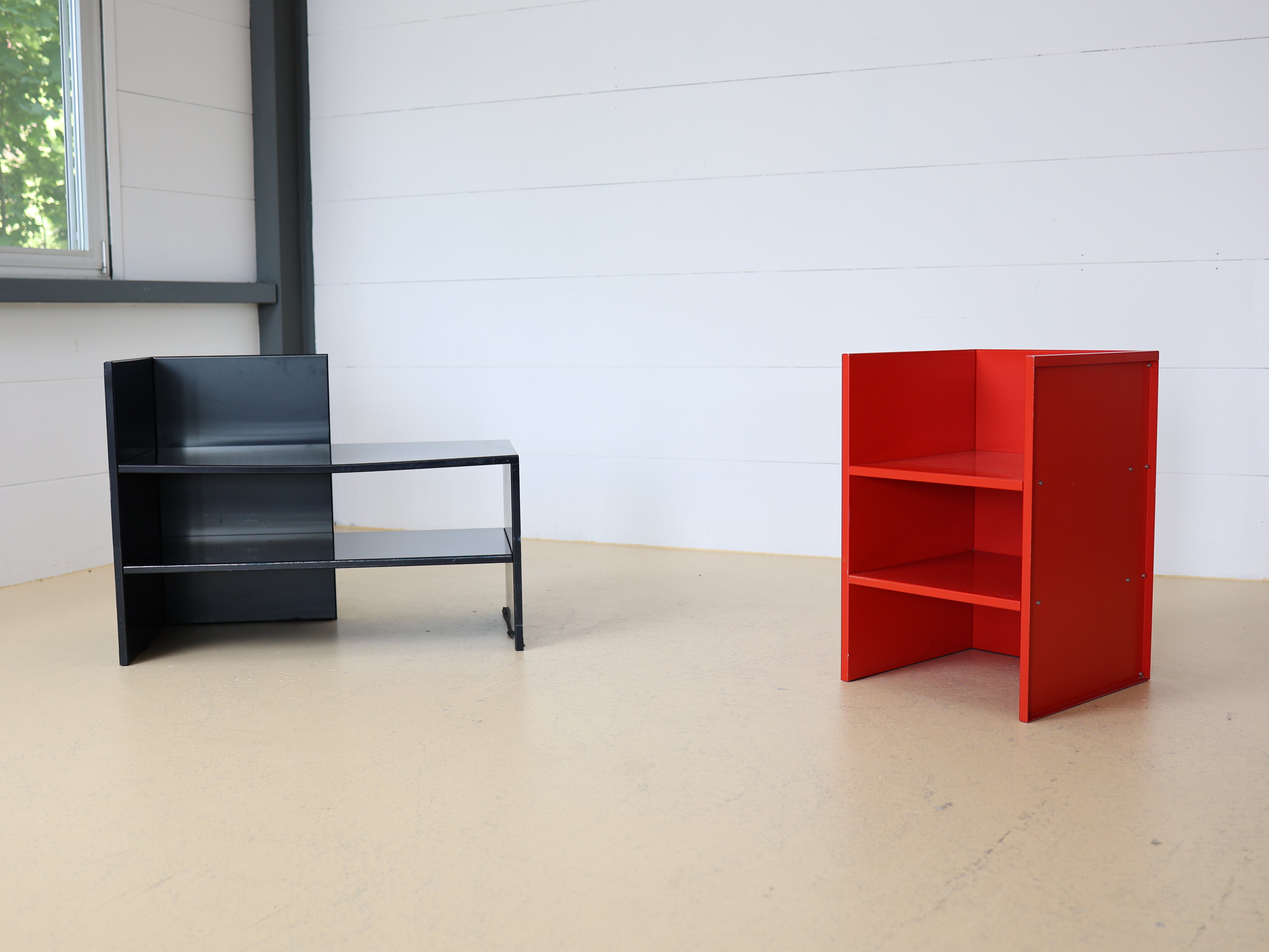 Donald Judd Bench, LEHNI