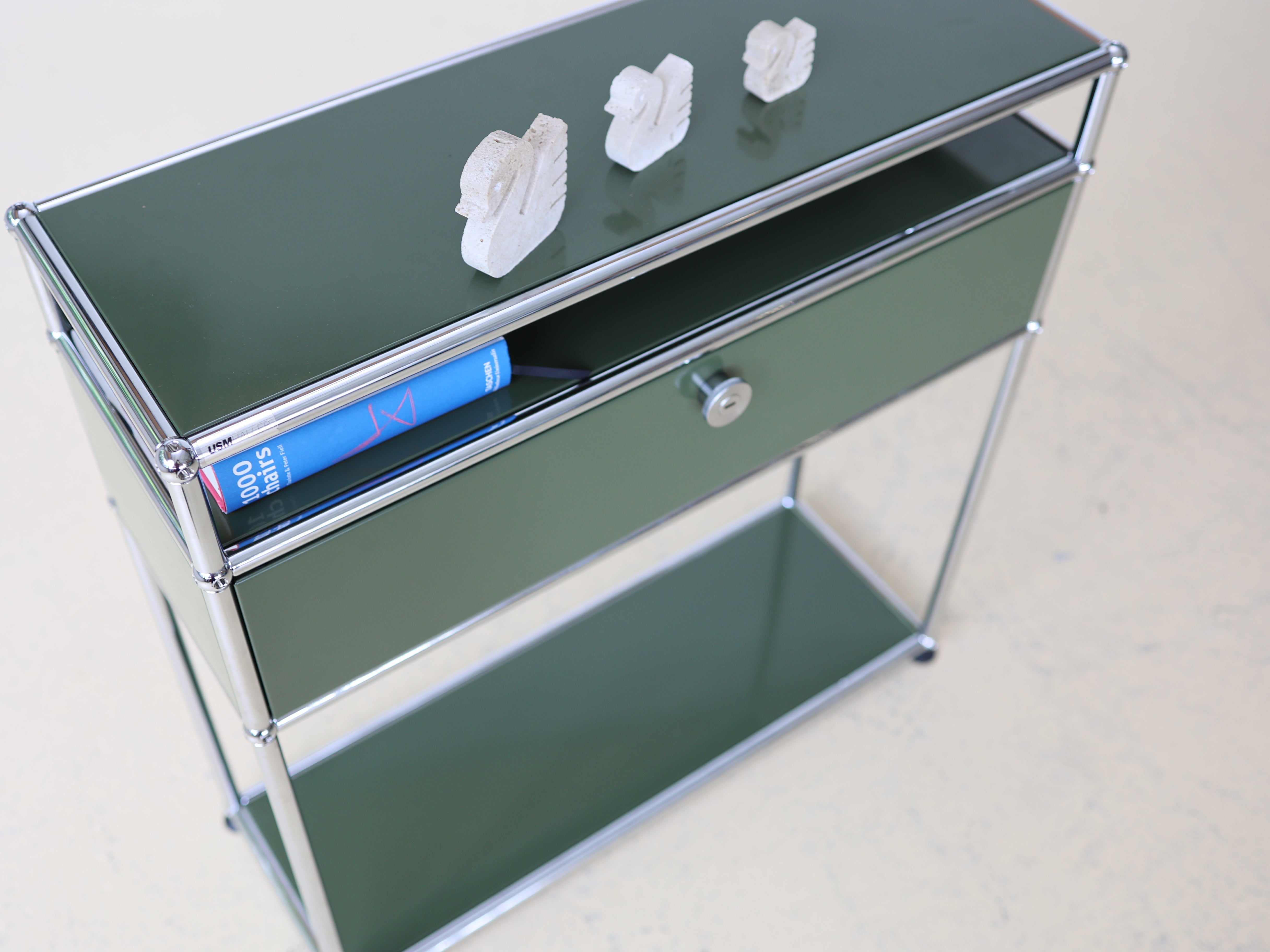 USM Haller Sideboard Olivgrün