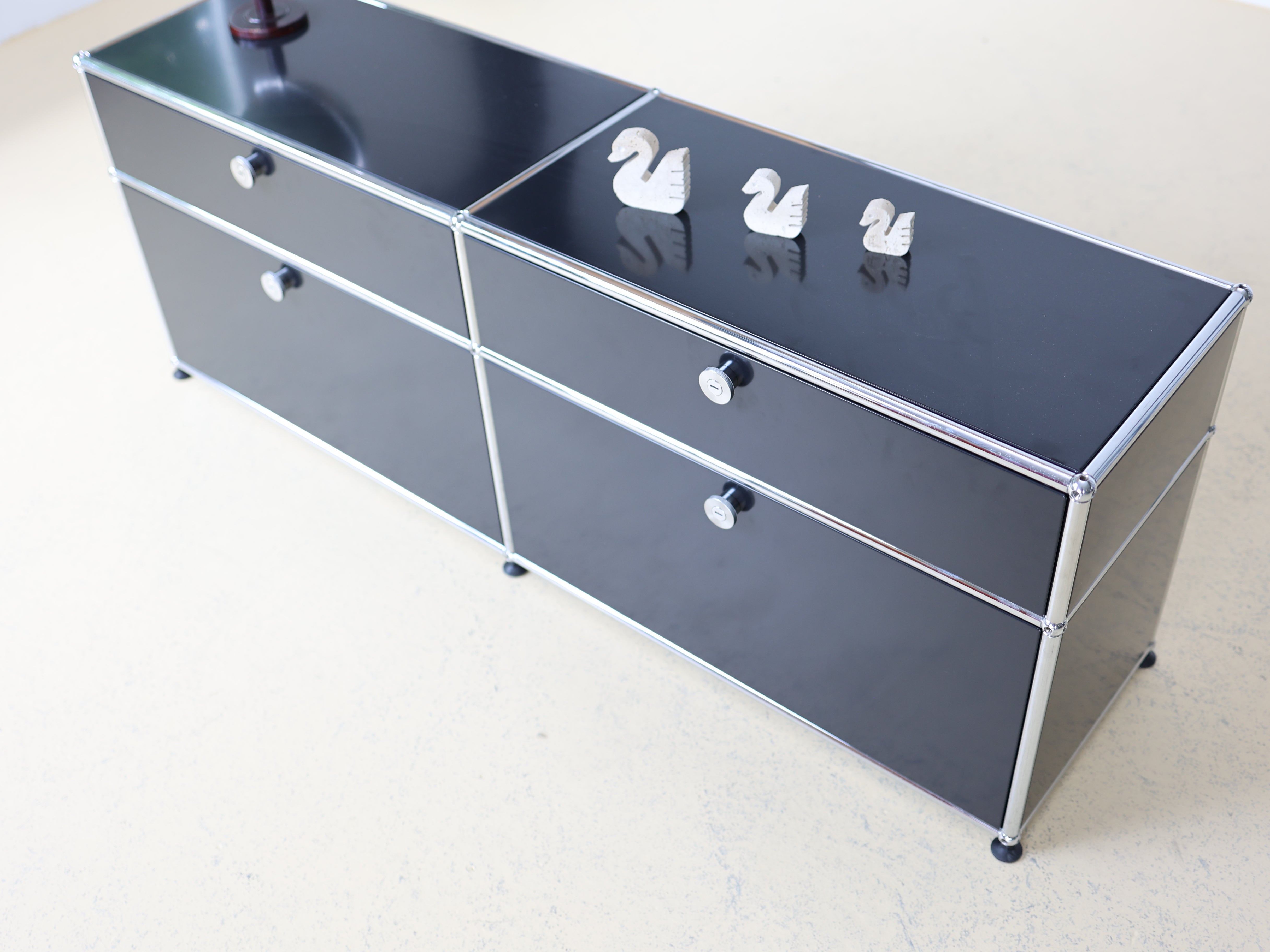 USM Sideboard Schwarz, 2x2