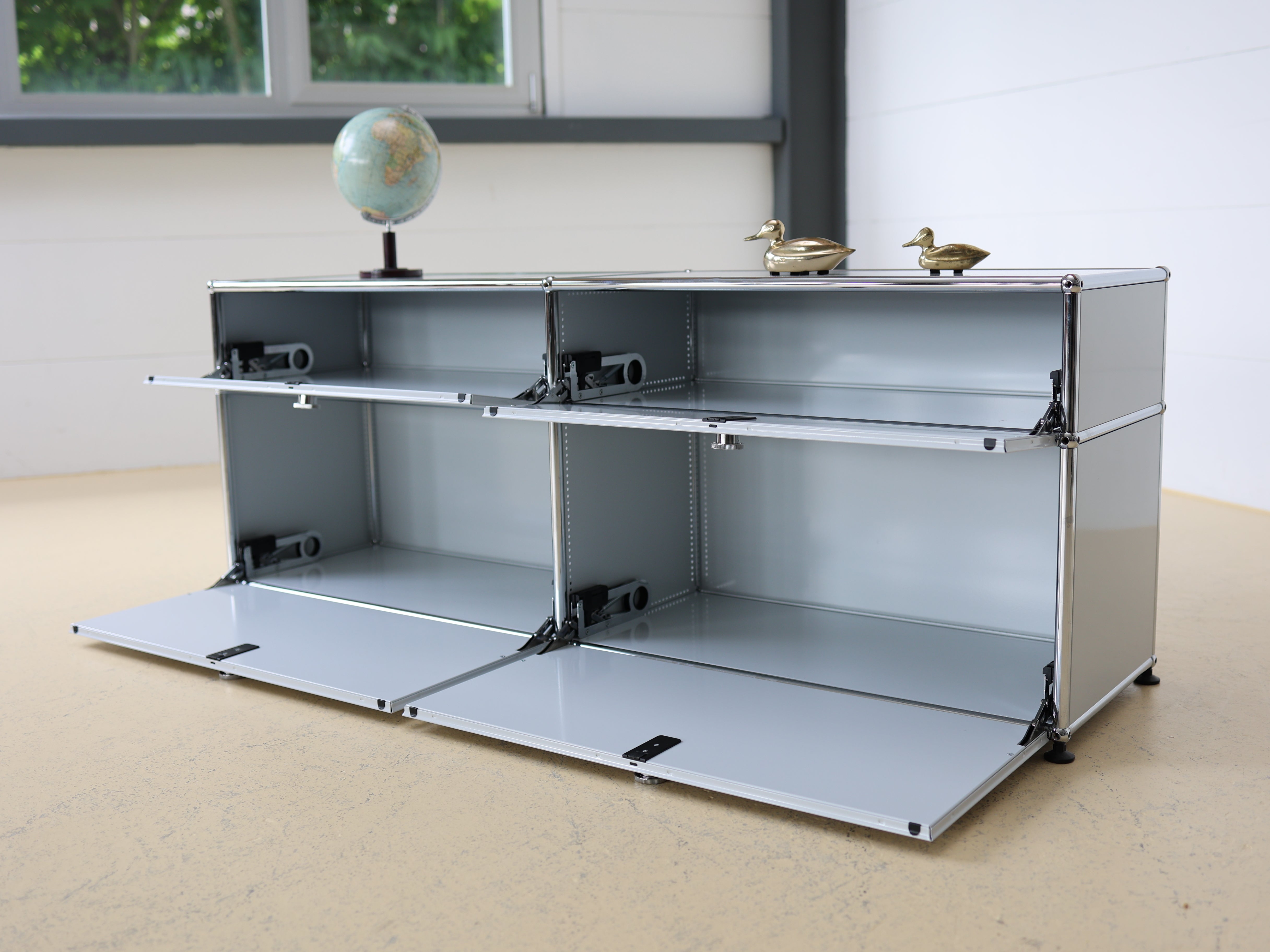 USM Sideboard Lichtgrau, 2x2