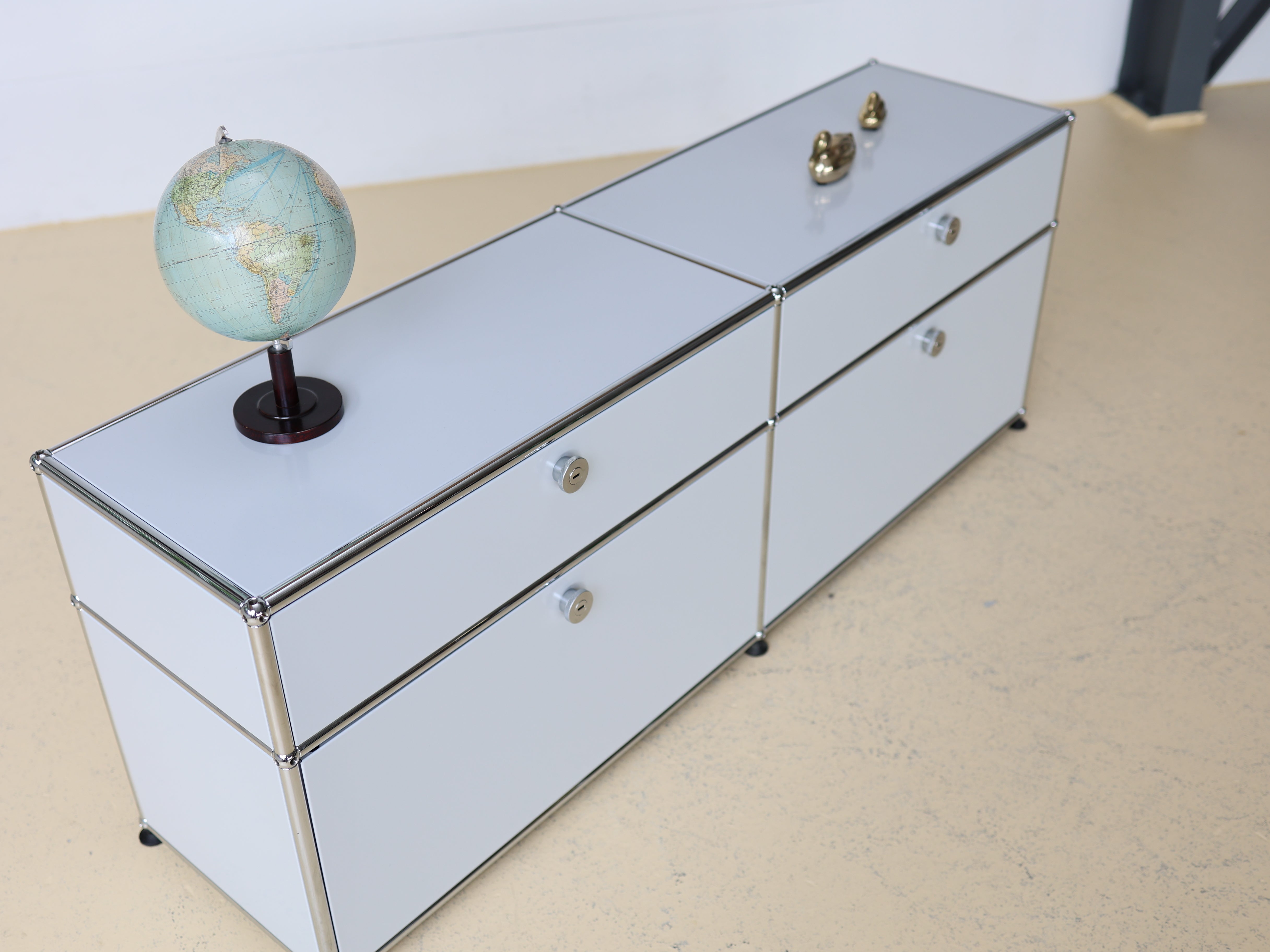 USM Sideboard Lichtgrau, 2x2