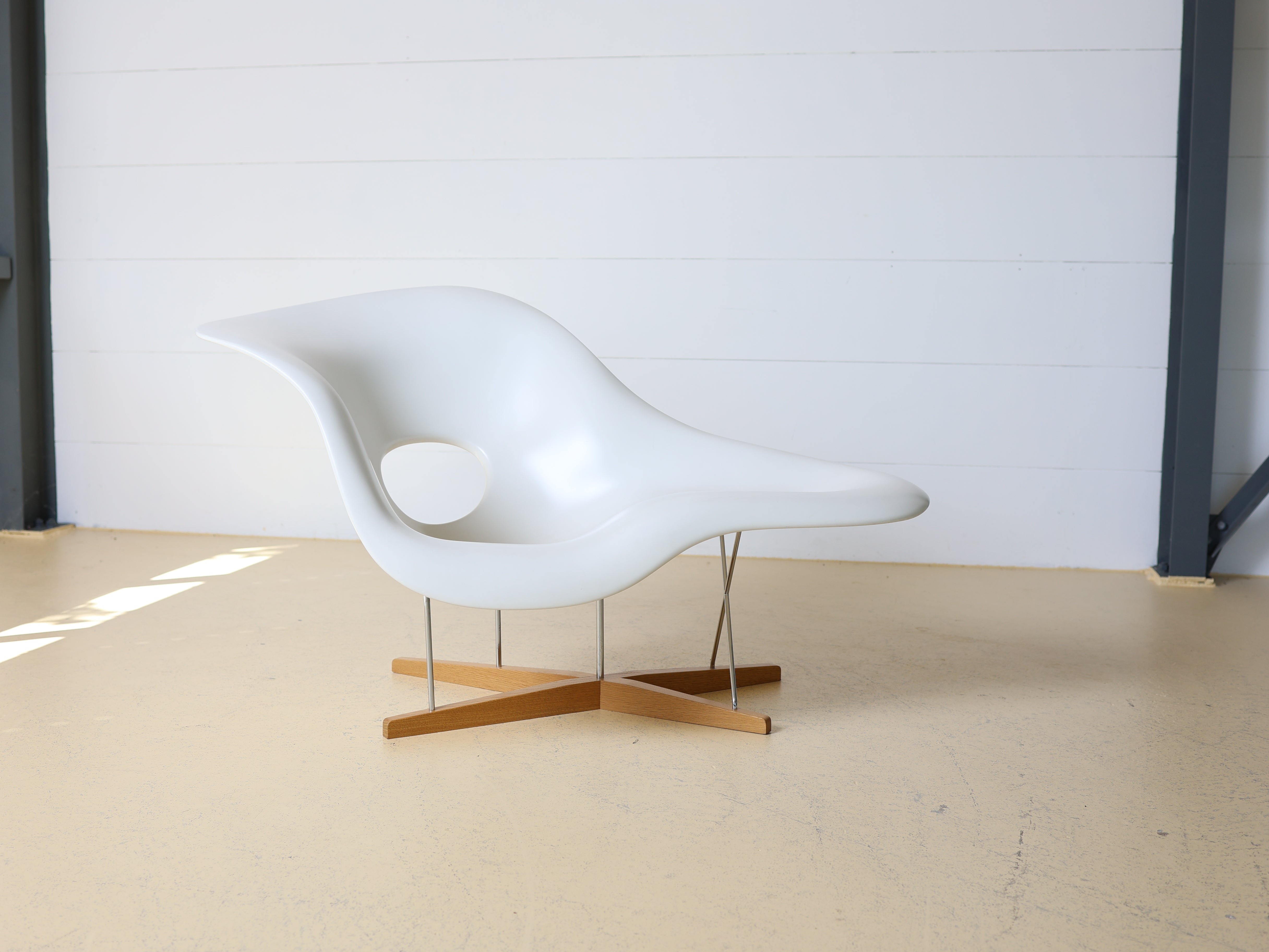 La Chaise Liege von Eames, Vitra