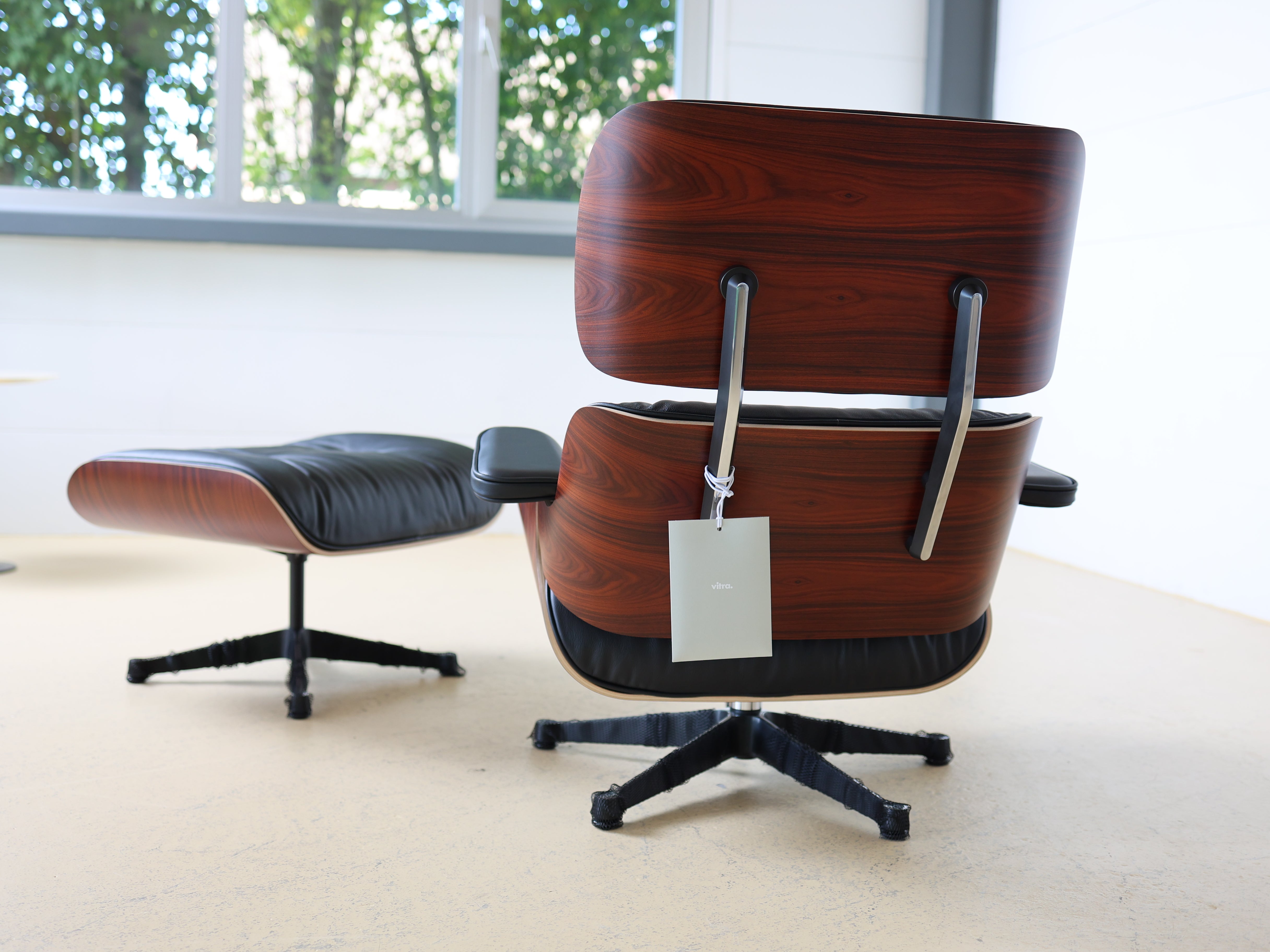 Eames Lounge Chair- Palisander, VITRA