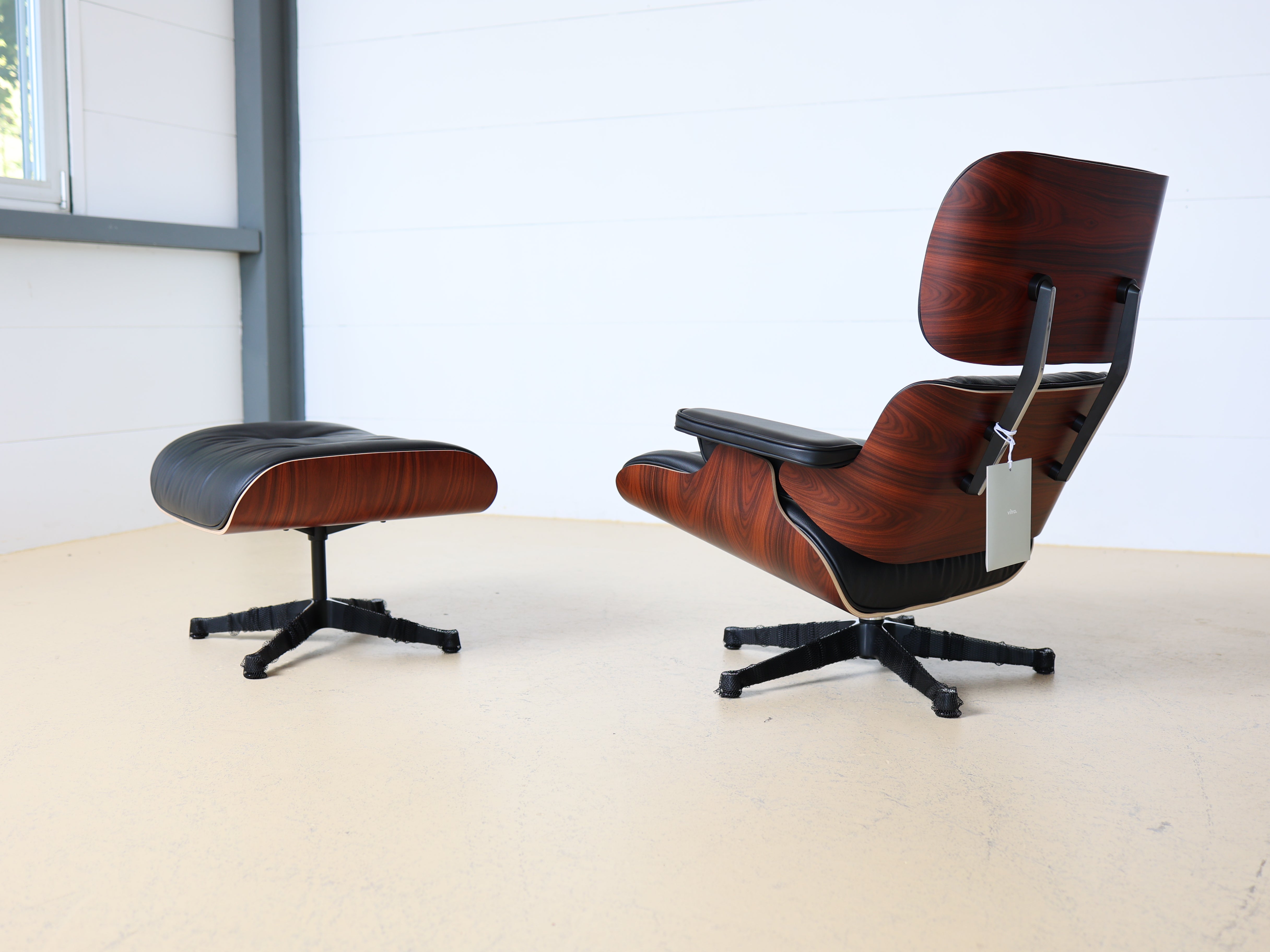 Eames Lounge Chair- Palisander, VITRA