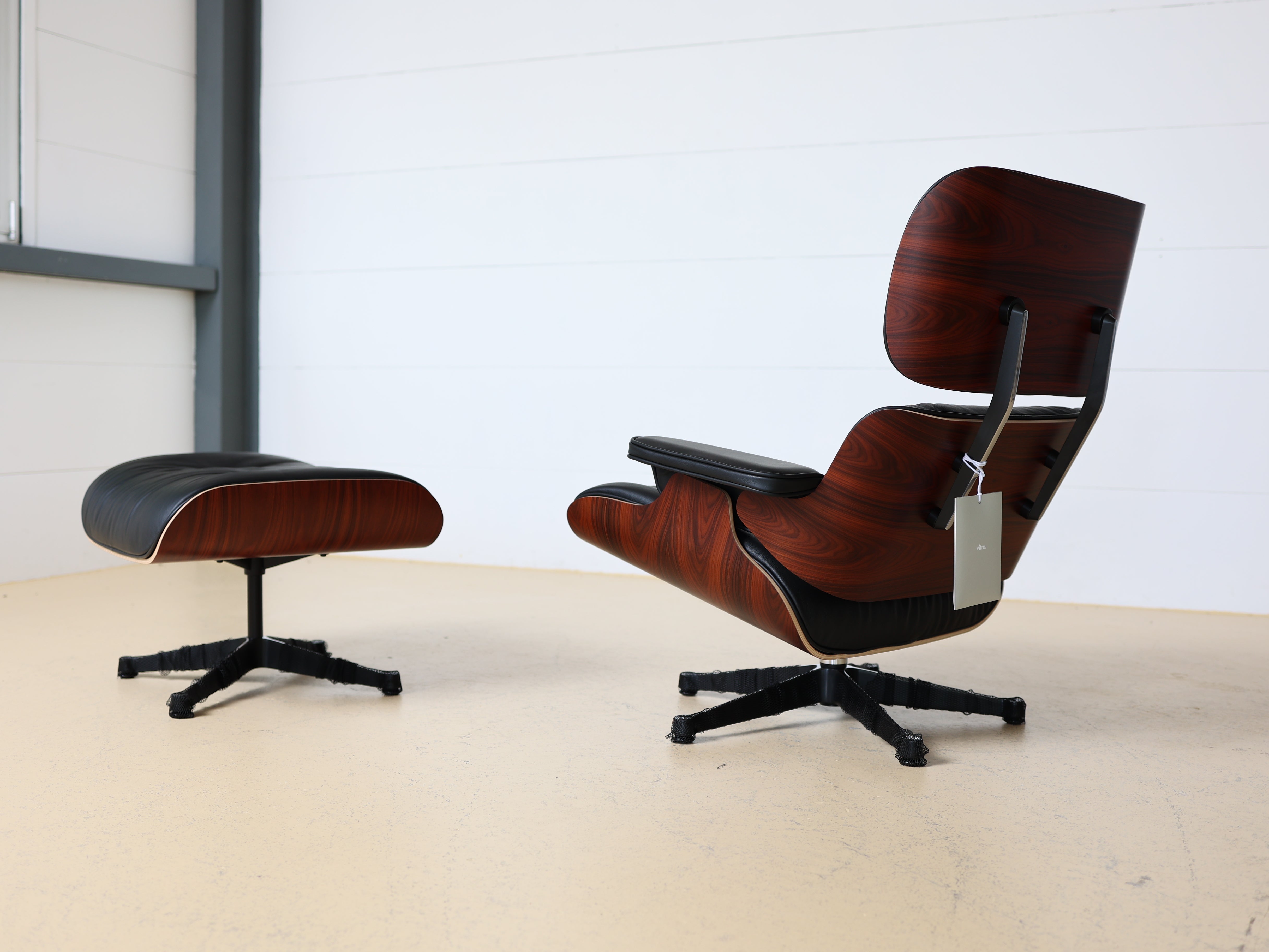 Eames Lounge Chair- Palisander, VITRA