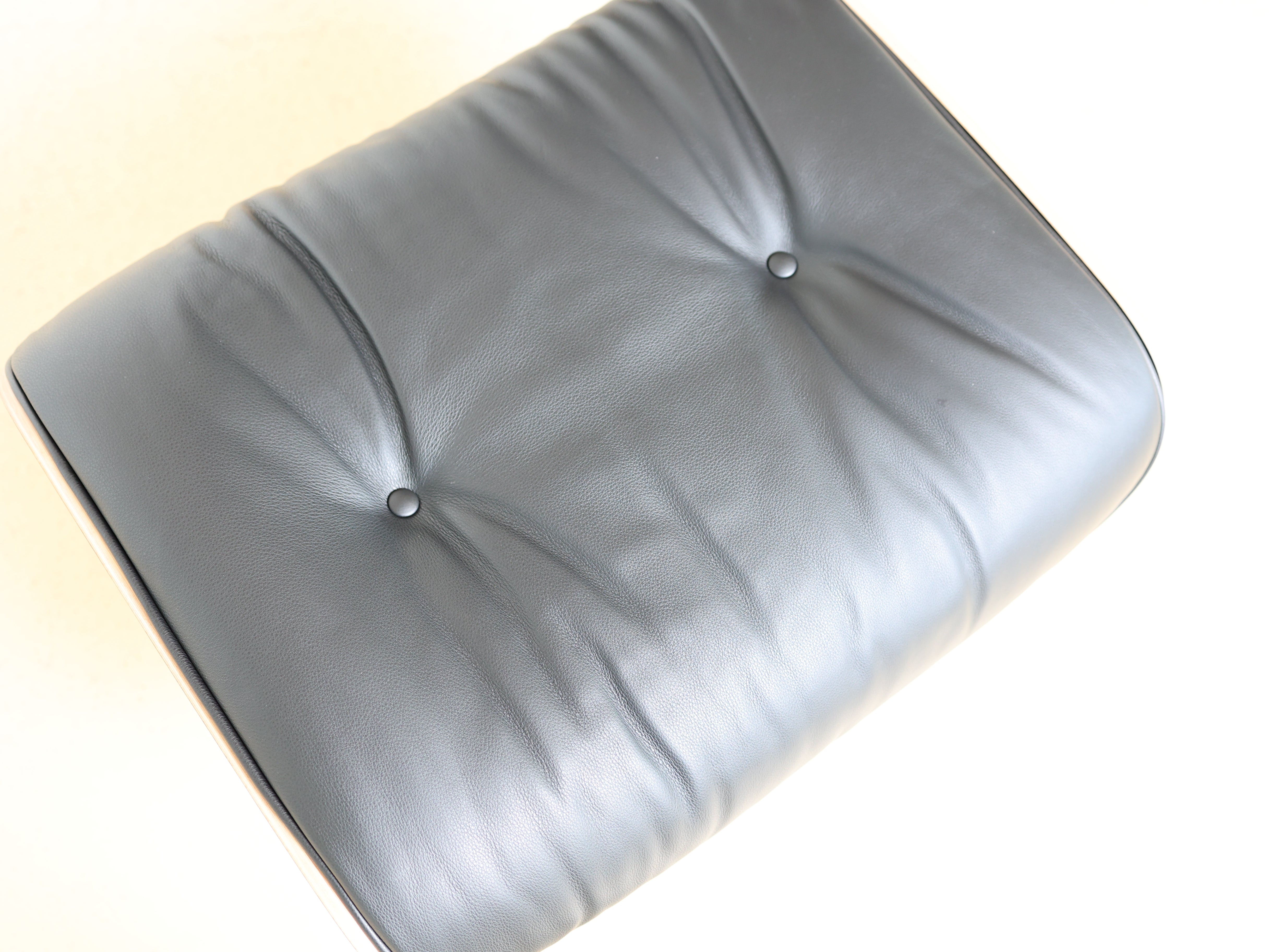 Eames Lounge Chair- Palisander, VITRA