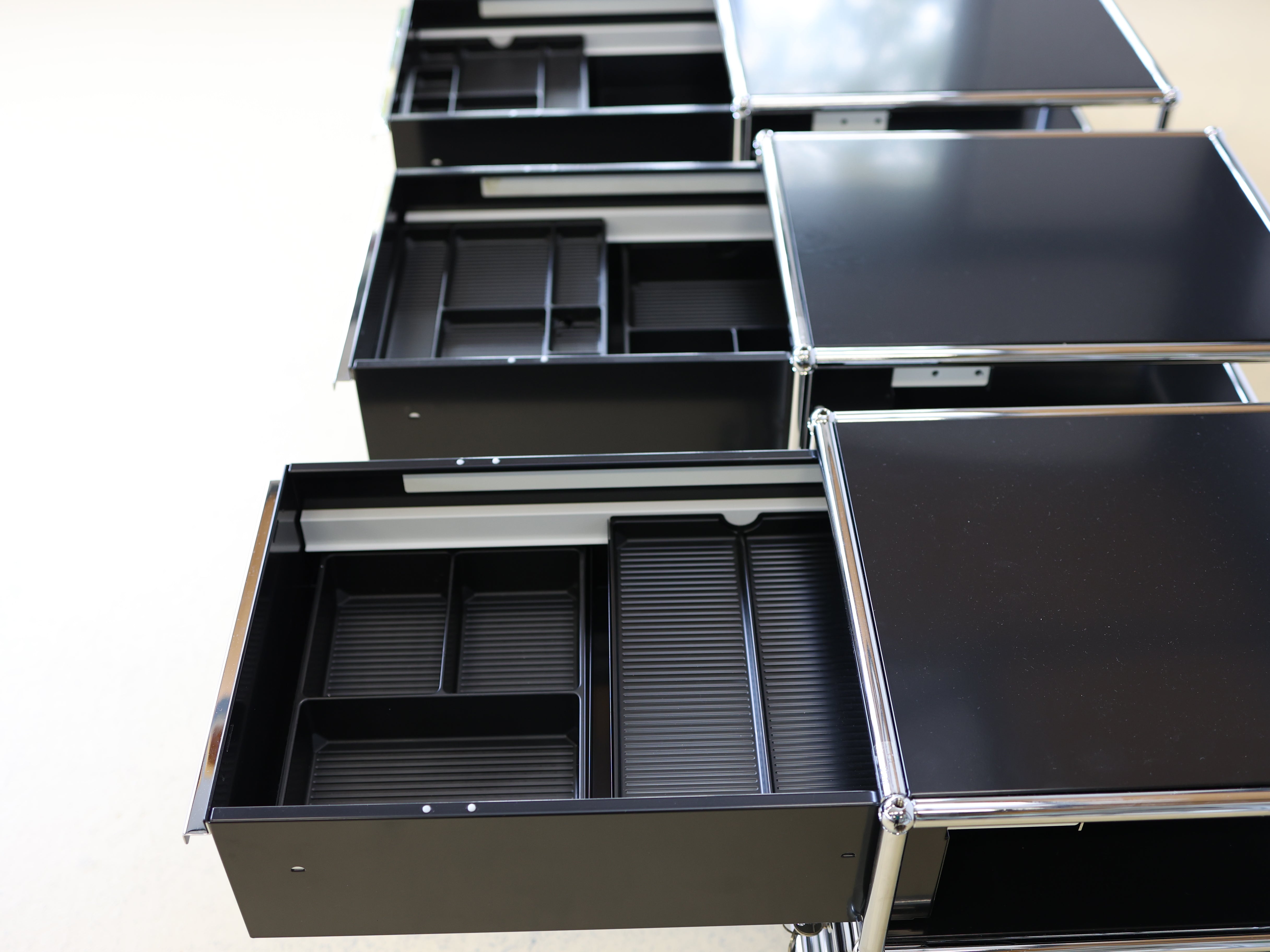 USM Haller Rollcontainer