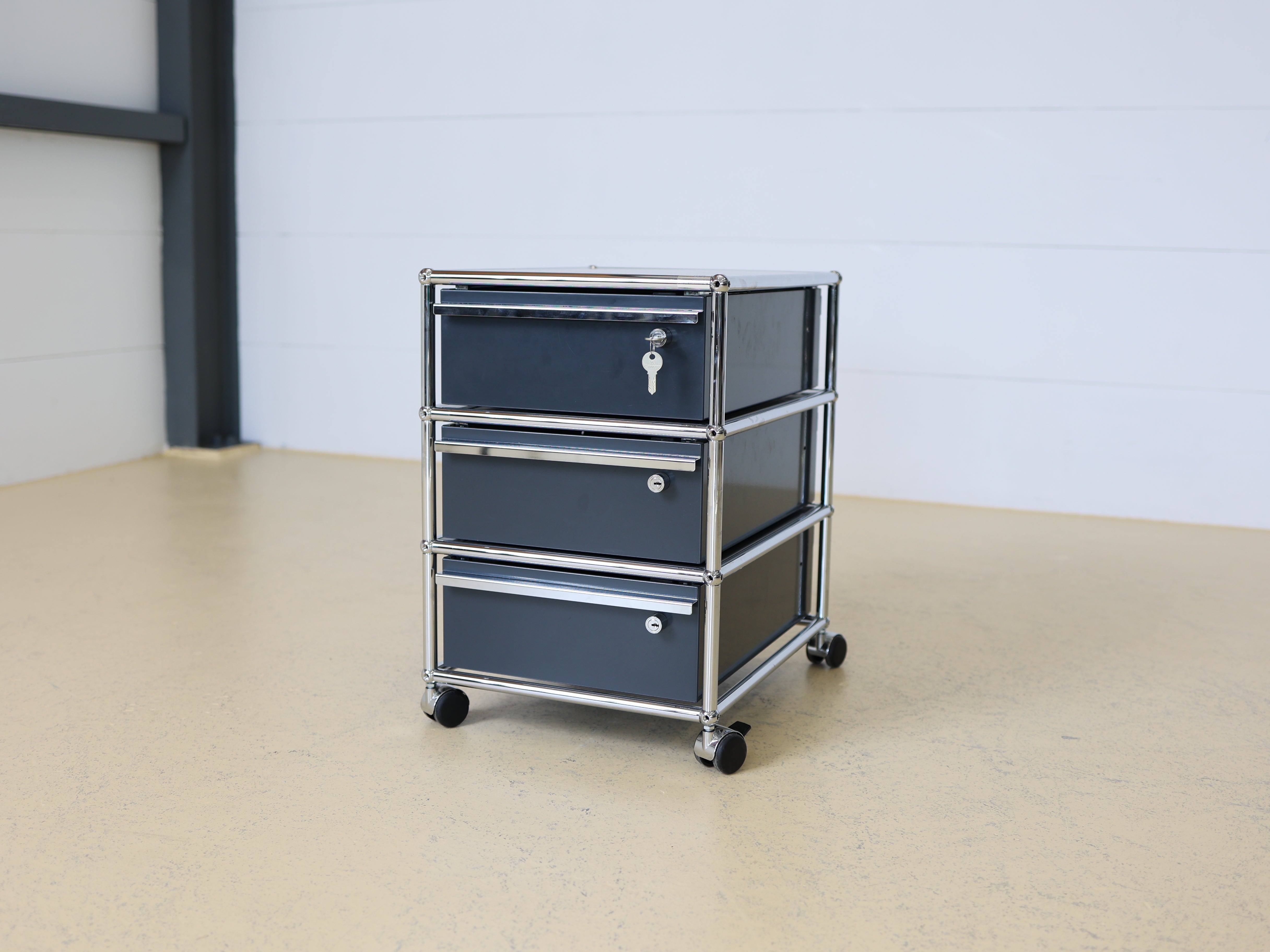 USM Haller Rollcontainer Anthrazitgrau (Kopie)