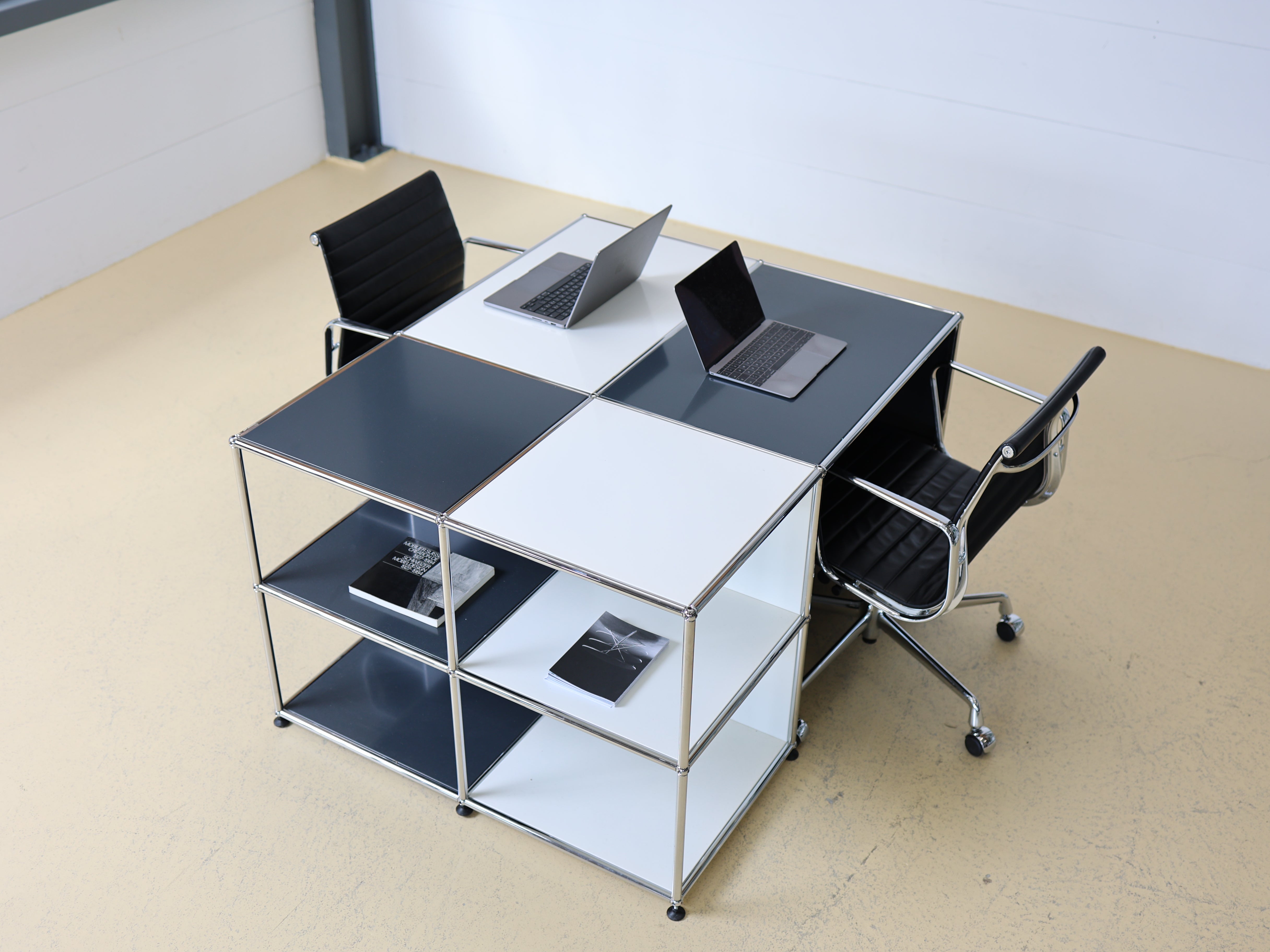 USM Haller Schreibtisch