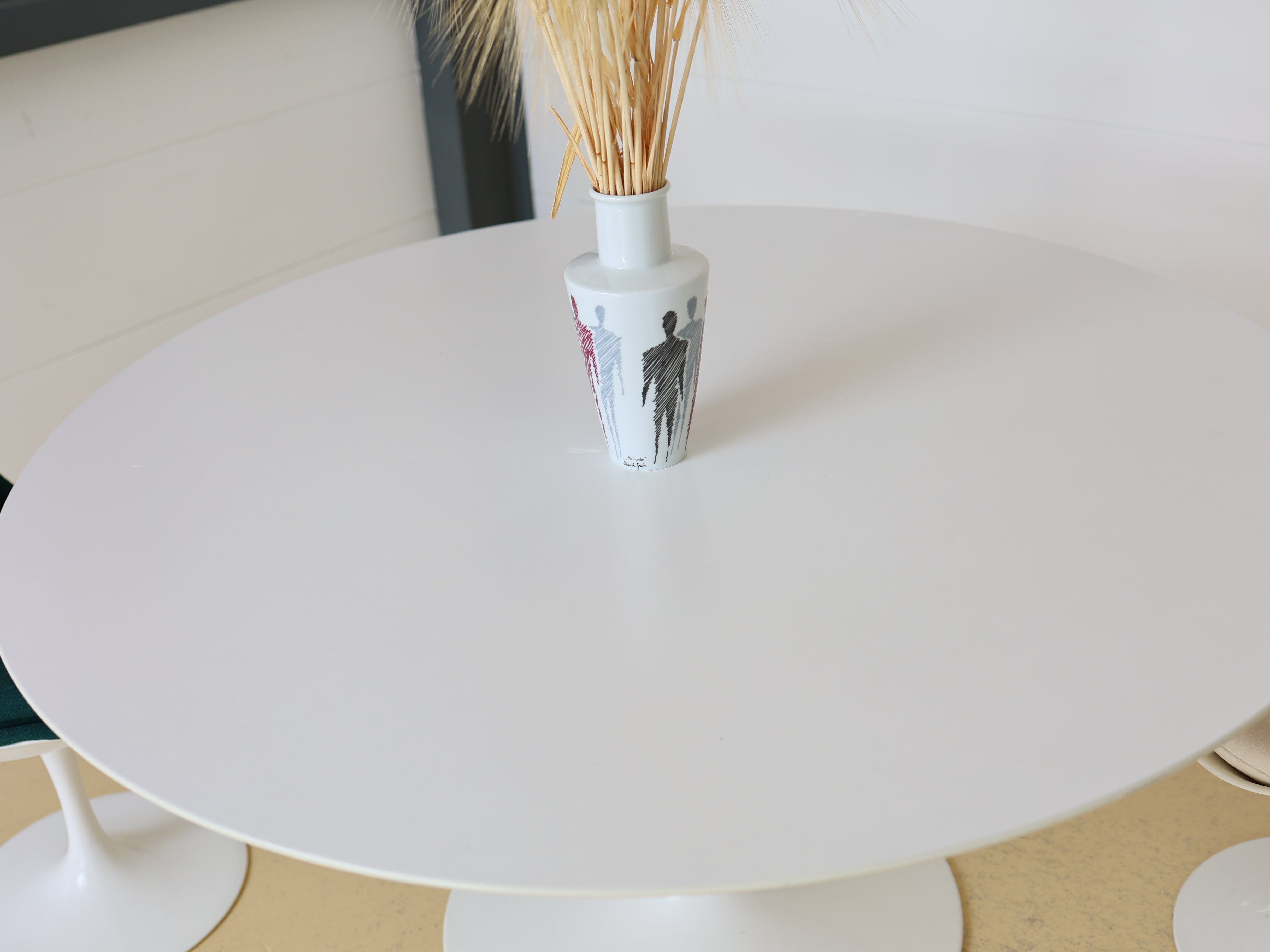 Eero Saarinen Tisch, Knoll