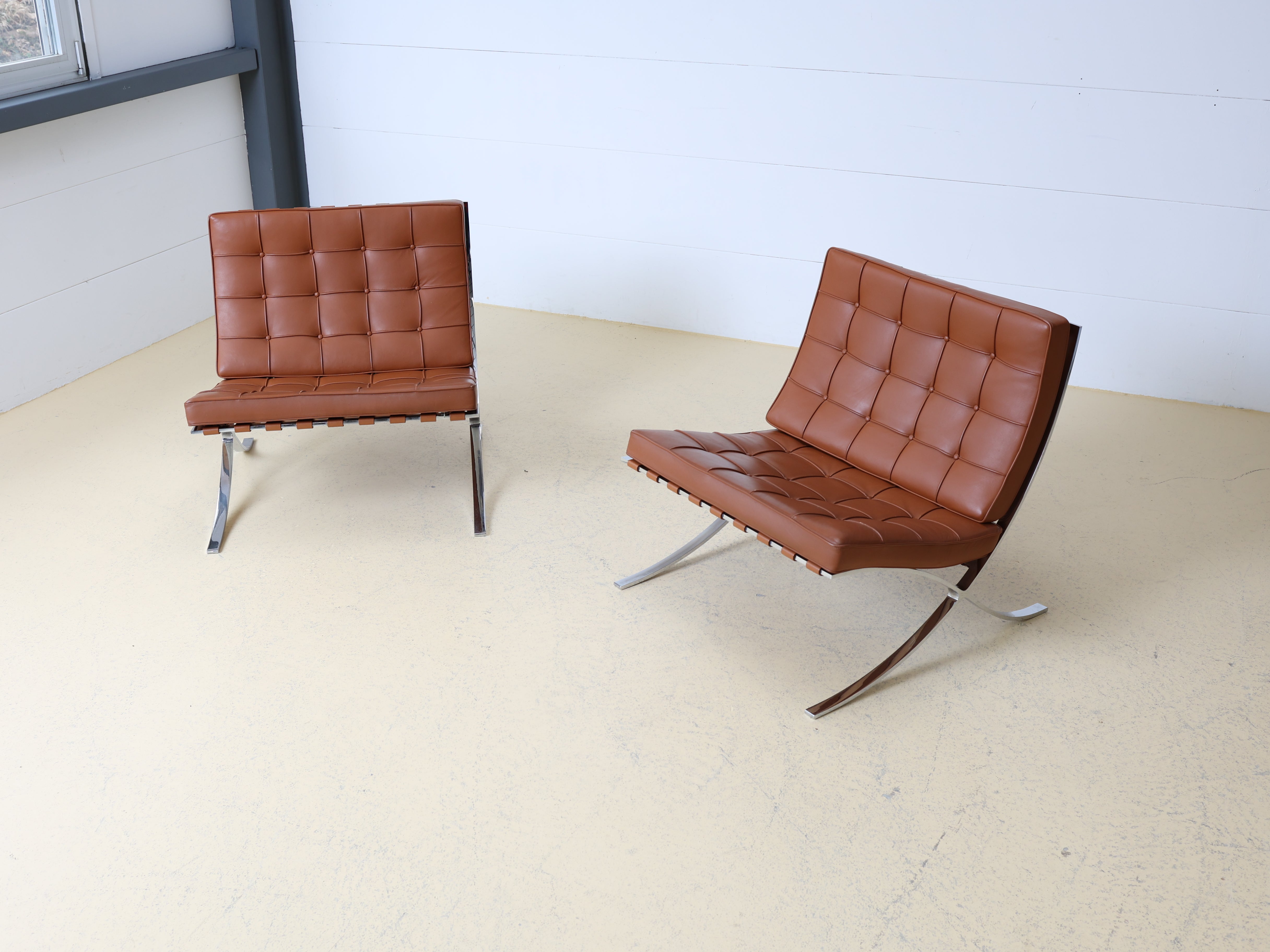 Barcelona Chair von Ludwig Mies van der Rohe, Knoll