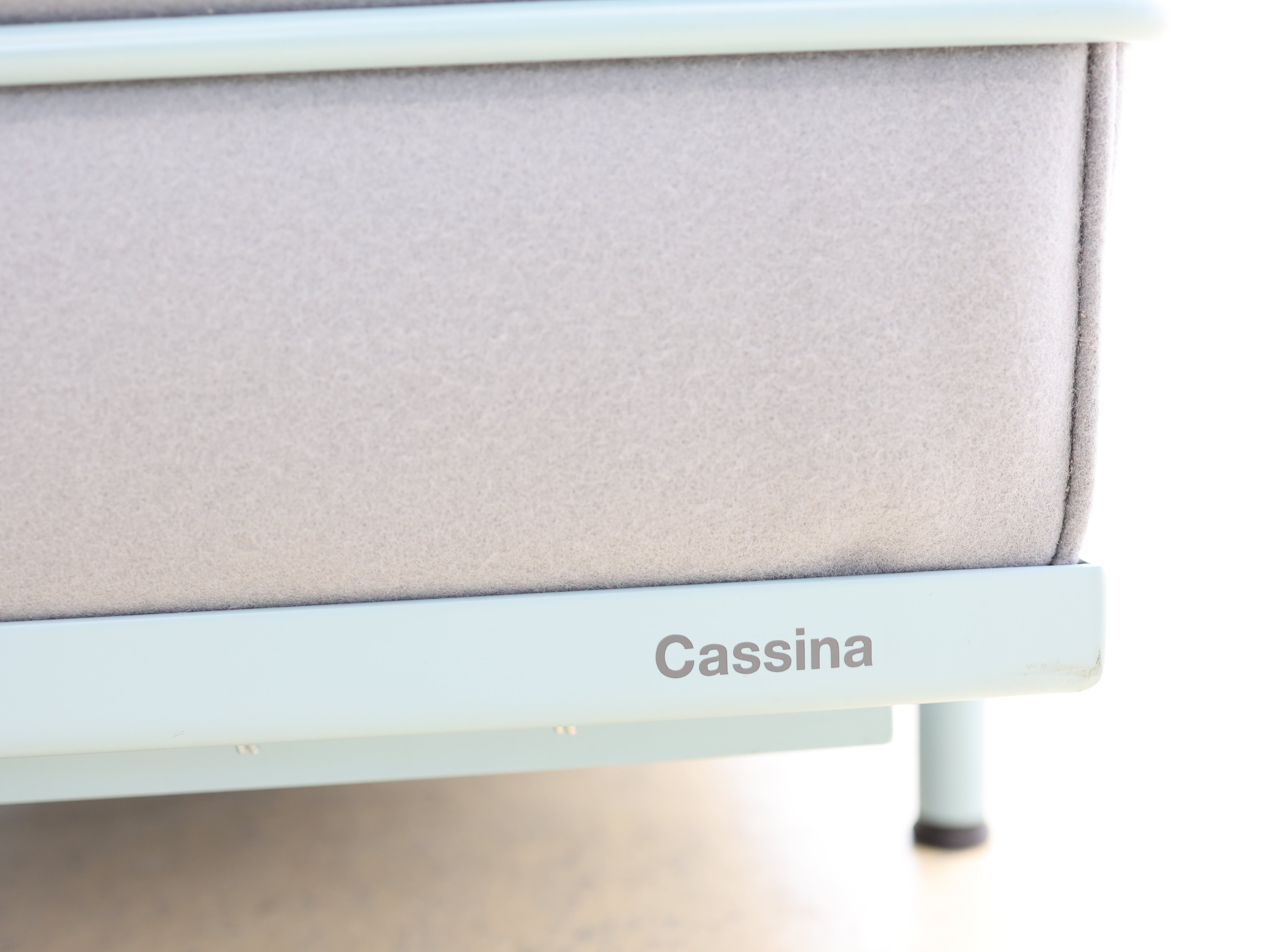 Le Corbusier LC2 Dreisitzersofa von Cassina