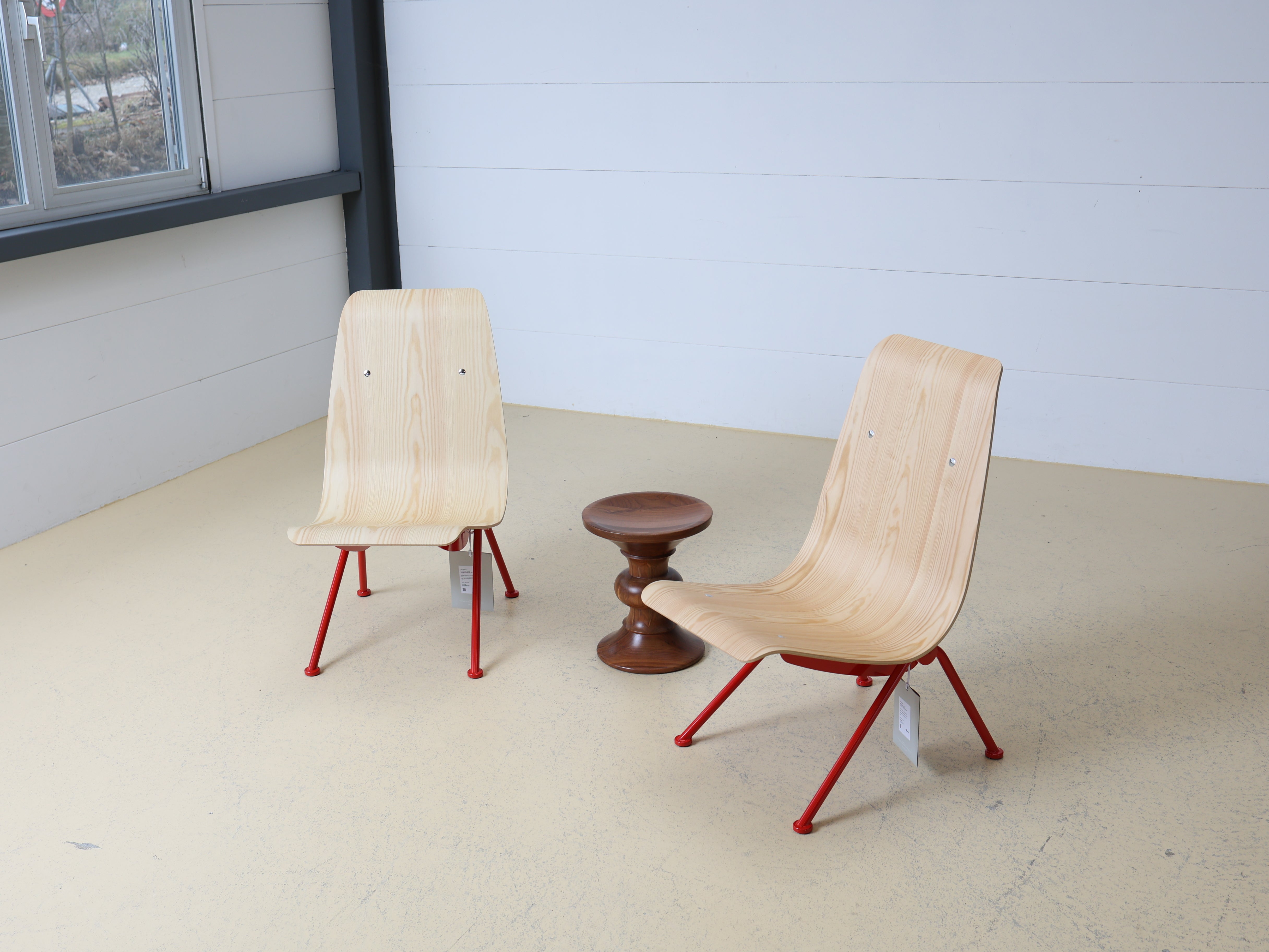 Antony Sessel von Jean Prouvé VITRA