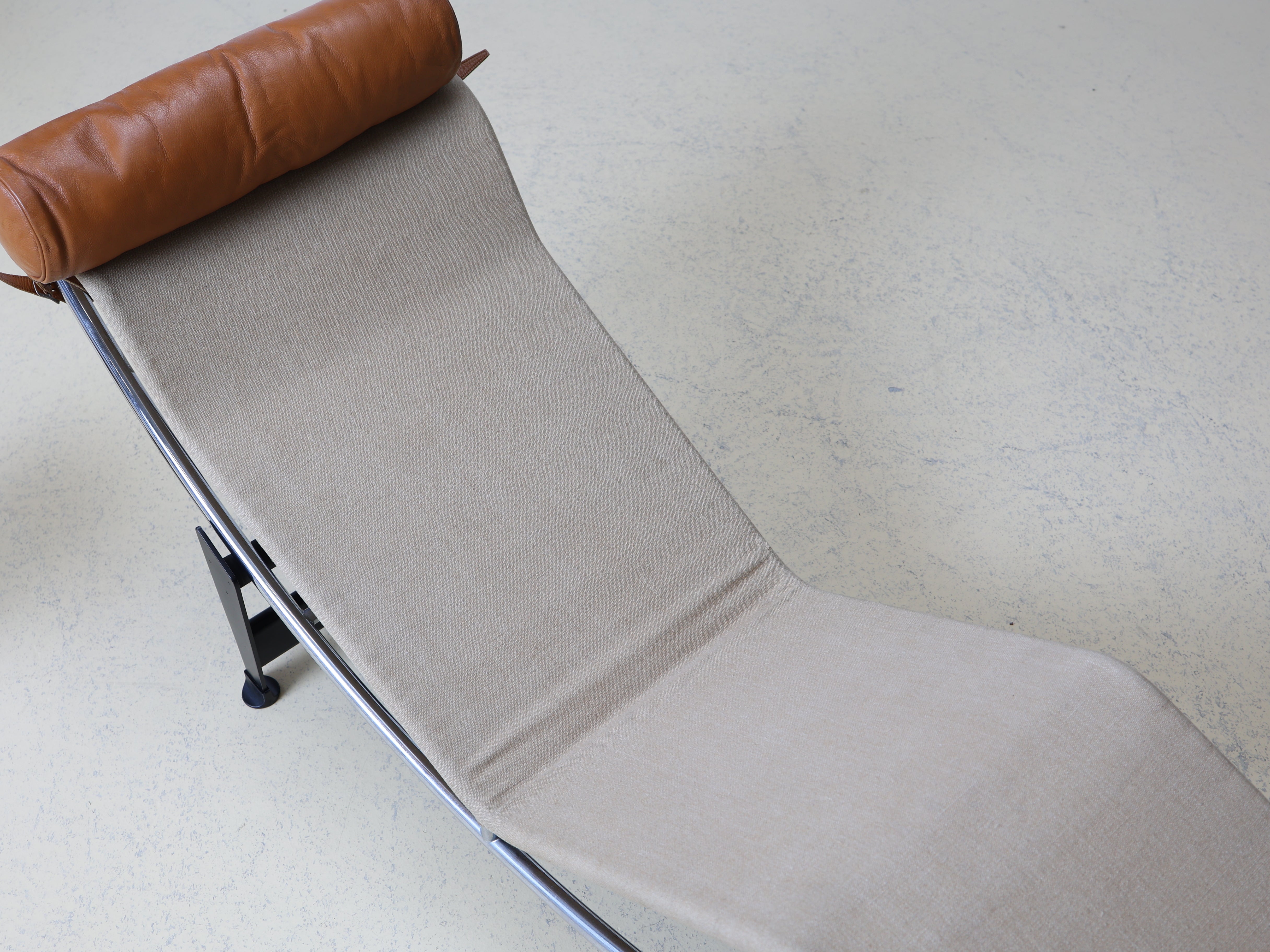 Le Corbusier Liege LC4 von Cassina