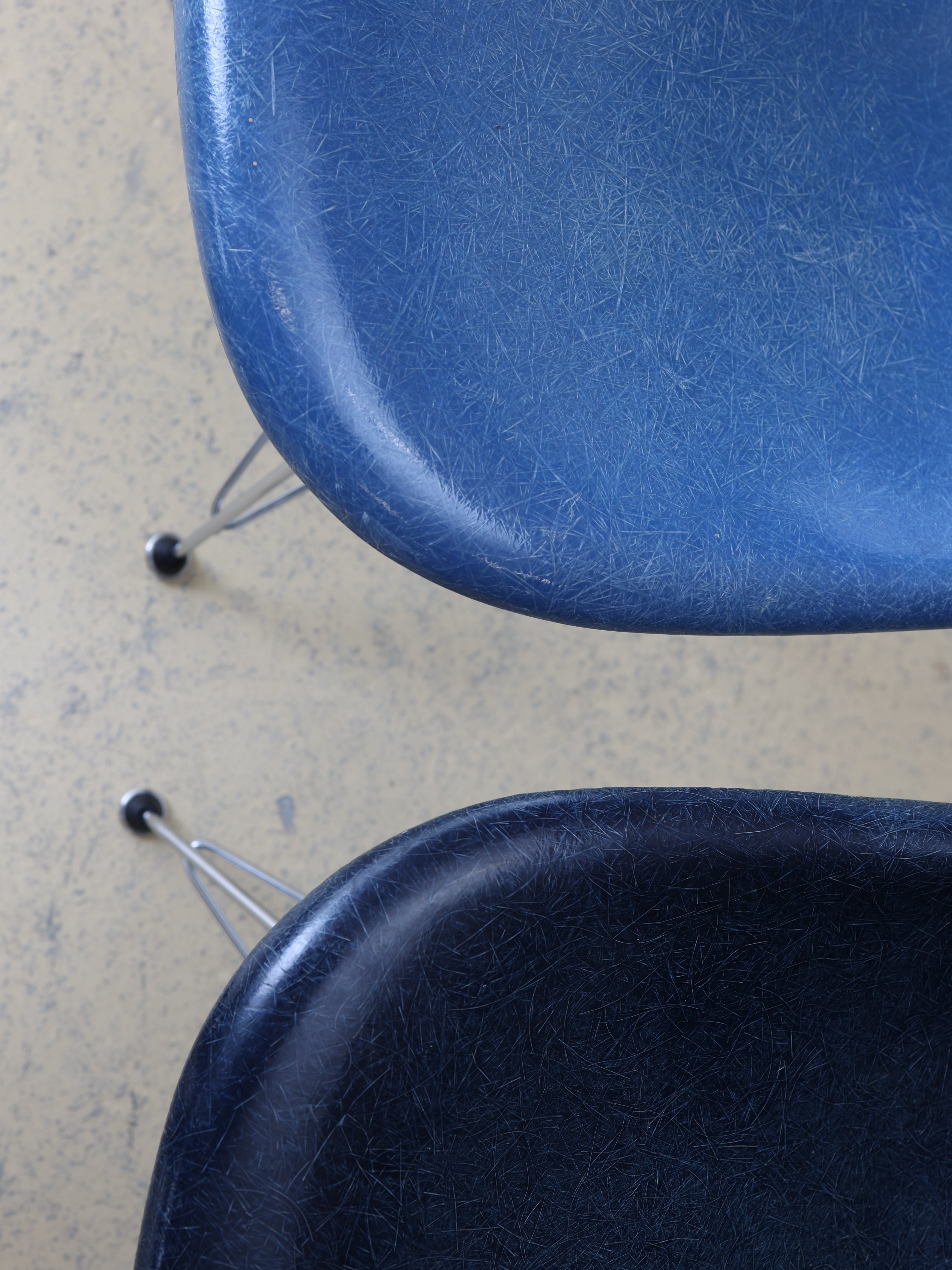 Eames Fiberglas Stühle von Hermann Miller, Eiffel Base