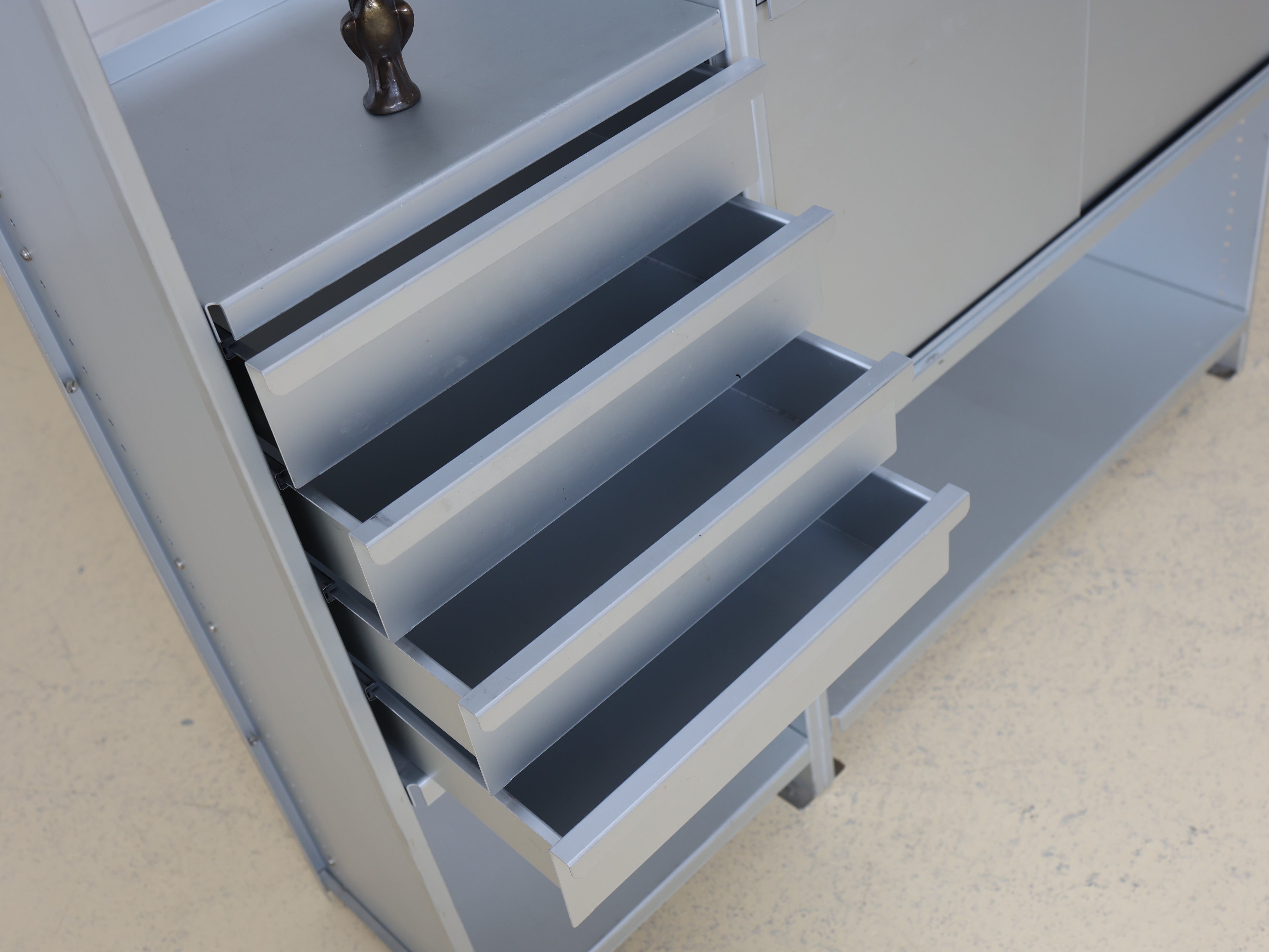 LEHNI Regal von Andreas Christen