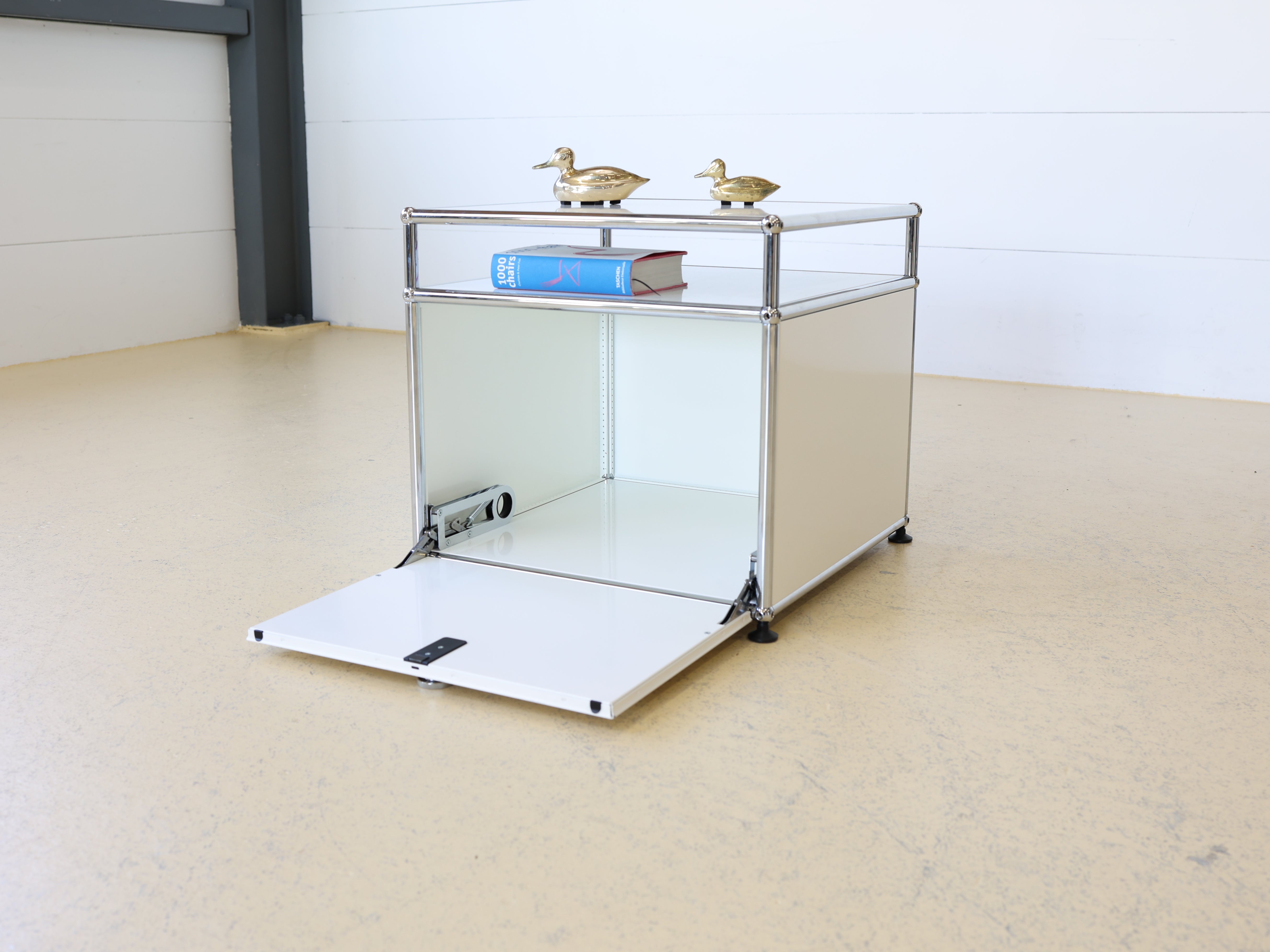 USM Haller Nachttisch Reinweiss 5