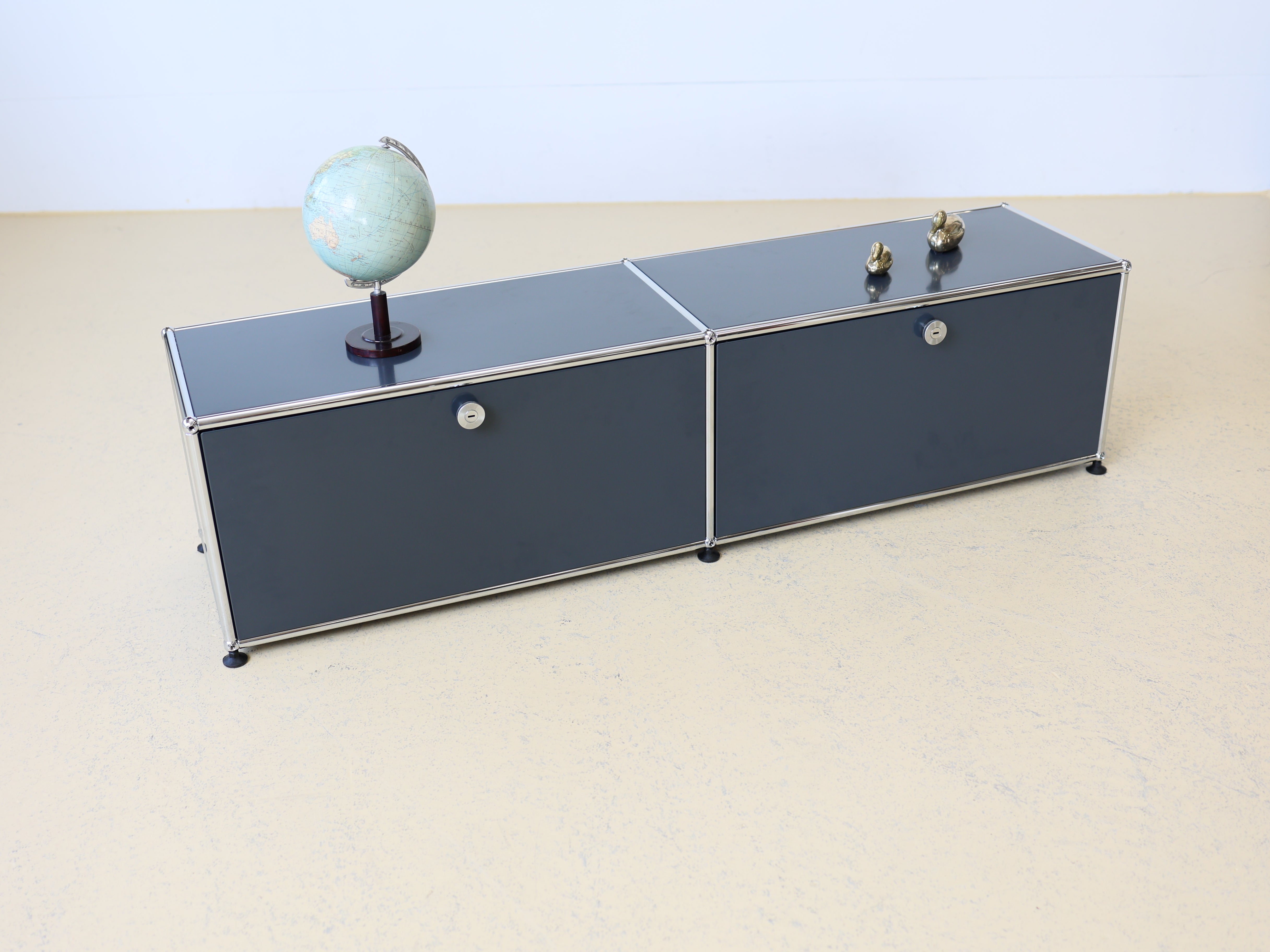 USM Haller Lowboard 2x1 Anthrazitgrau 9