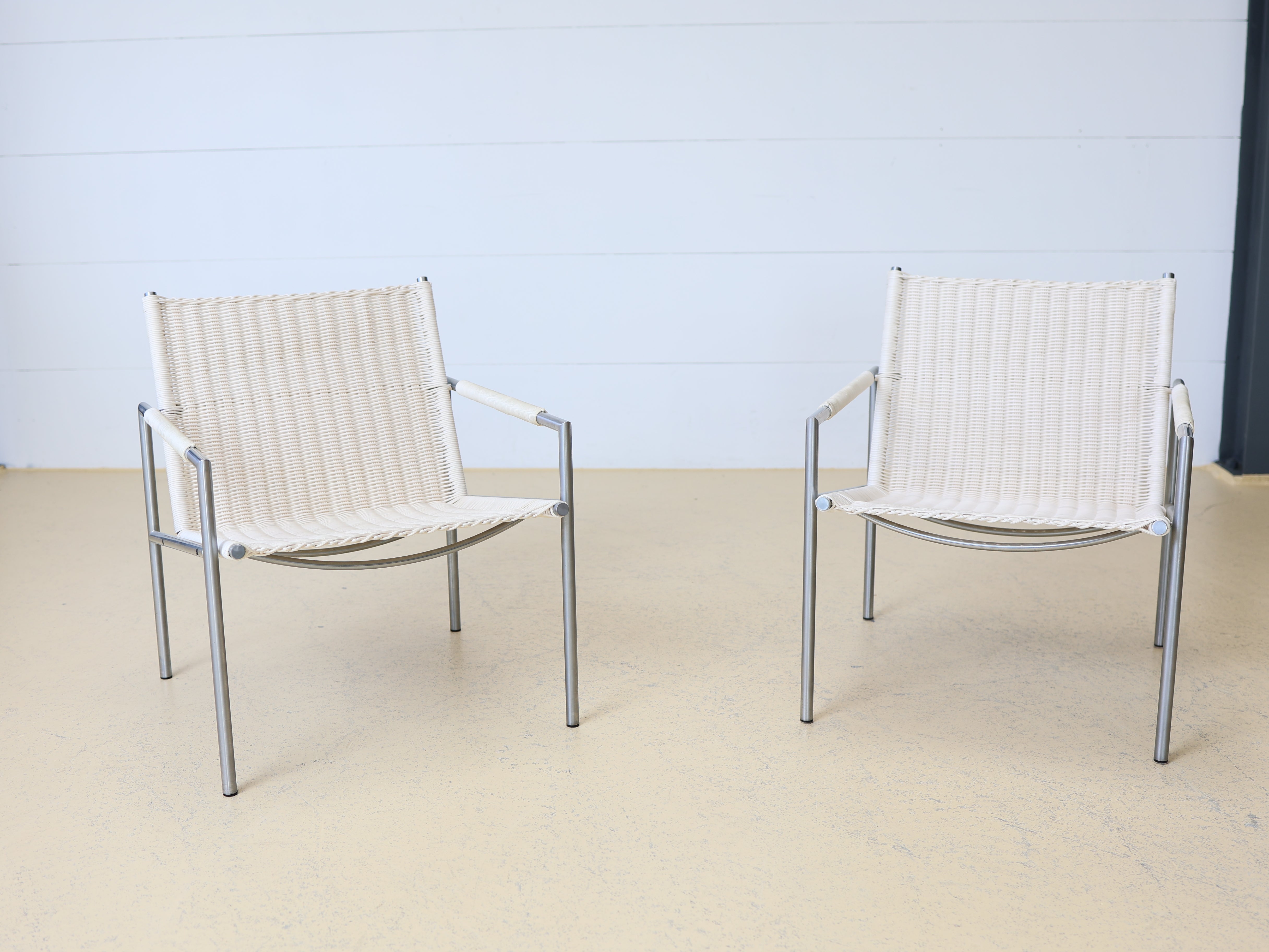 Martin Visser Sessel SZ01 von Spectrum Rattan Weiss 6