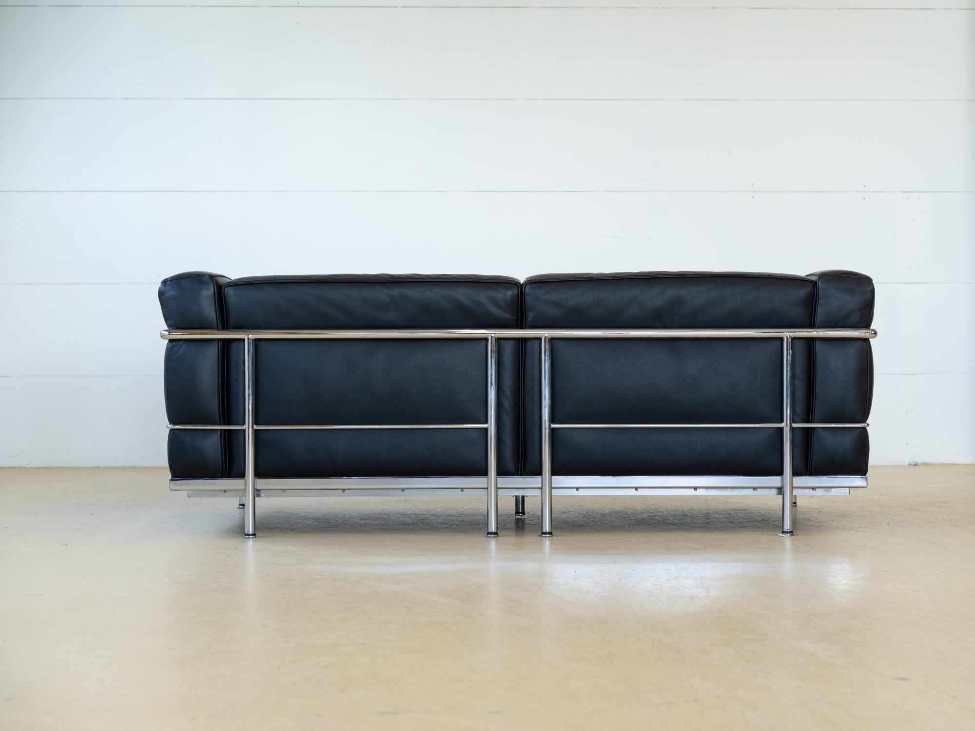 Le Corbusier LC3 Sofa von Cassina