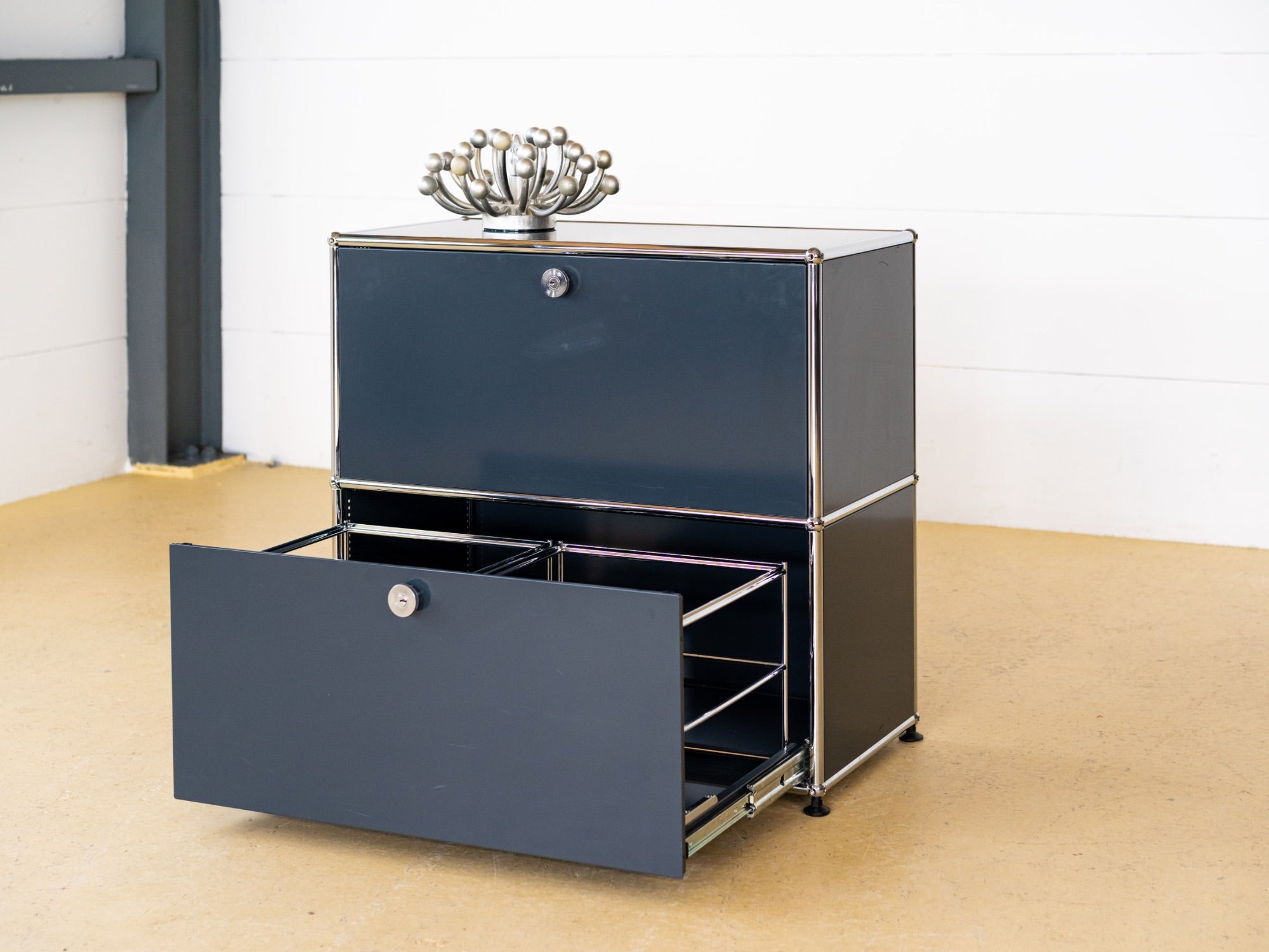 USM Haller Sideboard Anthrazitgrau 3