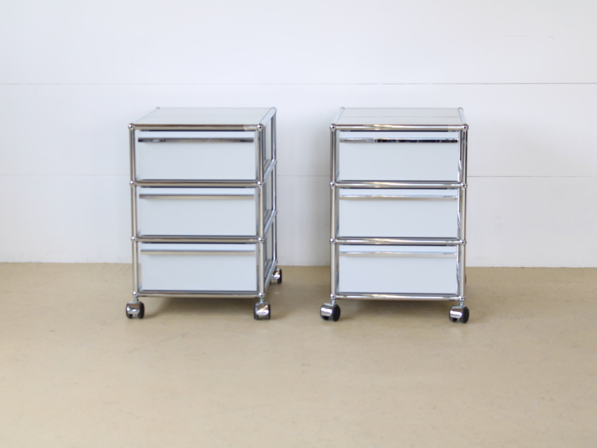 USM Rollkorpus in Lichtgrau