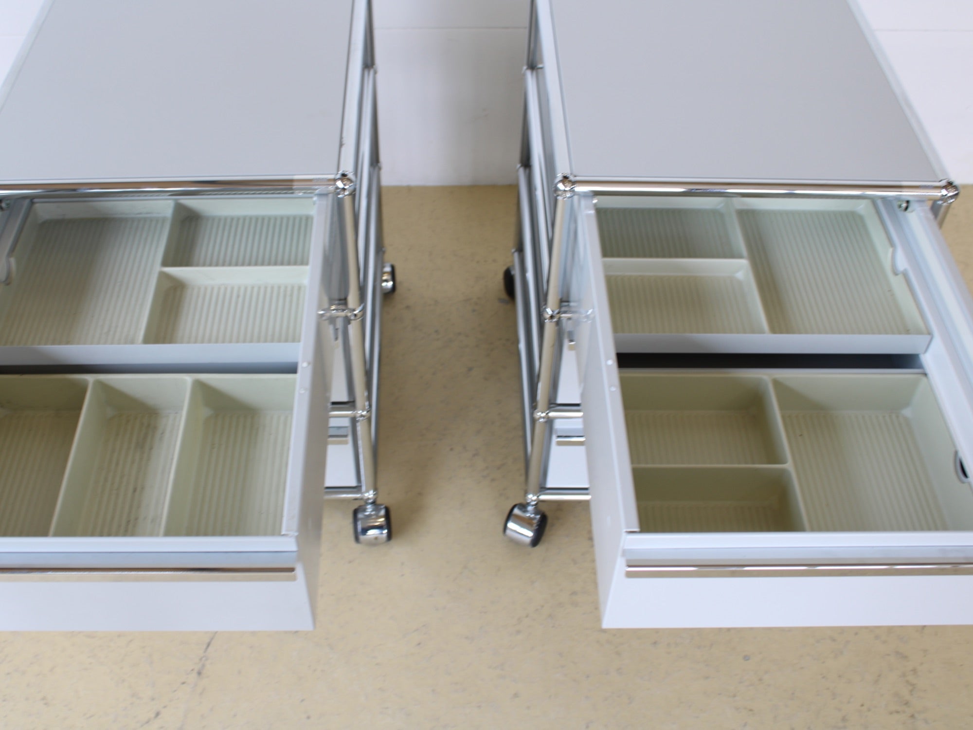 USM Rollkorpus in Lichtgrau