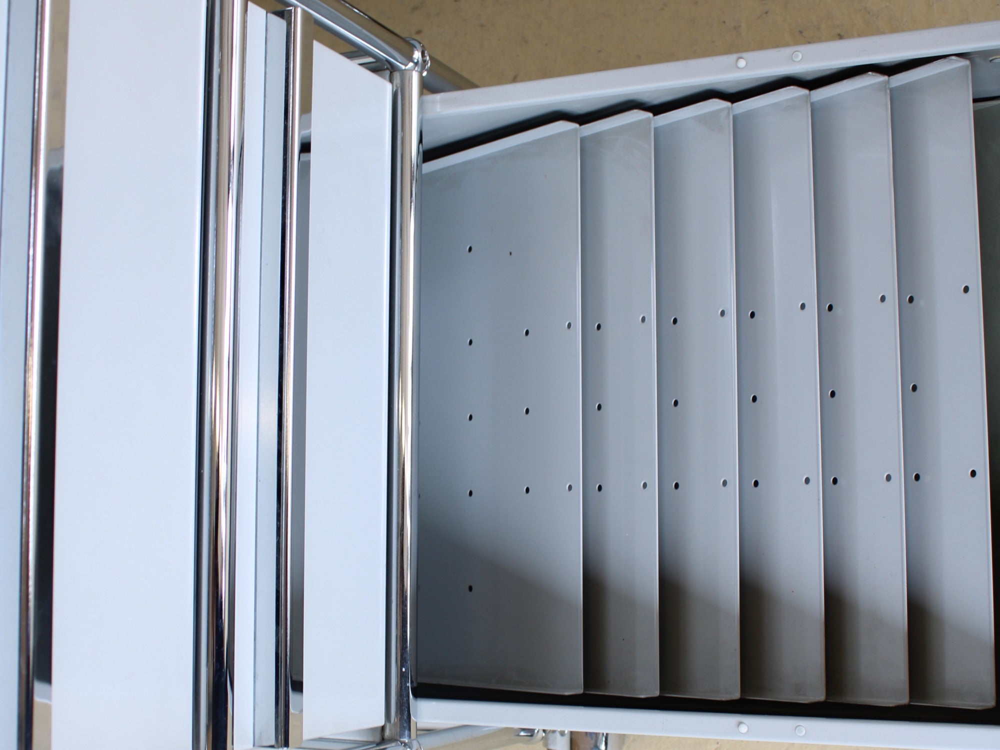 USM Rollkorpus in Lichtgrau