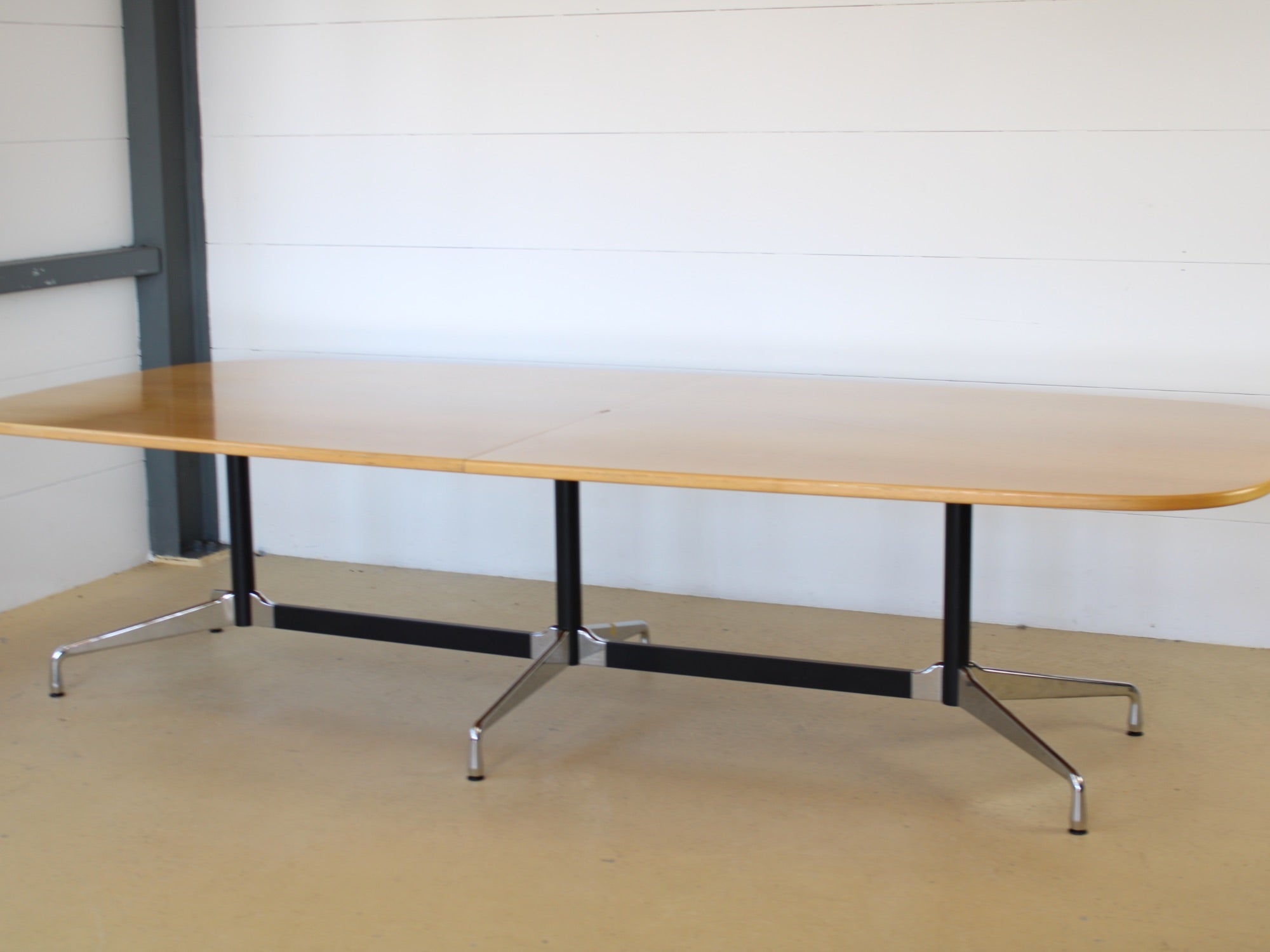 Vitra Segment Table Charles & Ray Eames