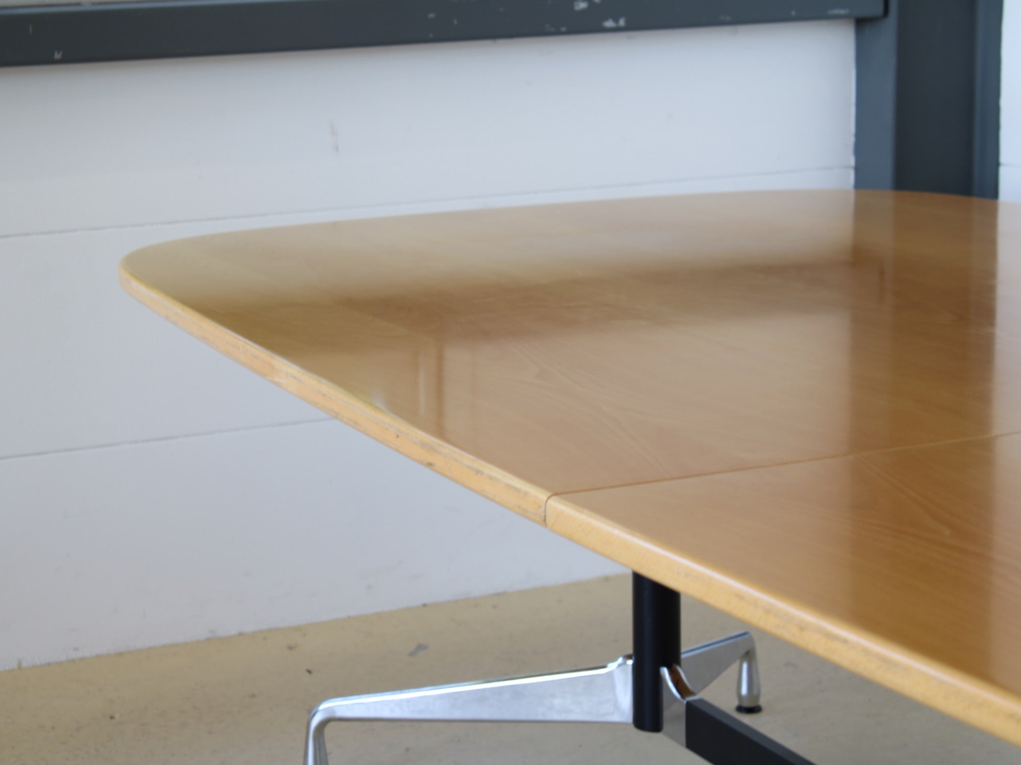 Vitra Segment Table Charles & Ray Eames