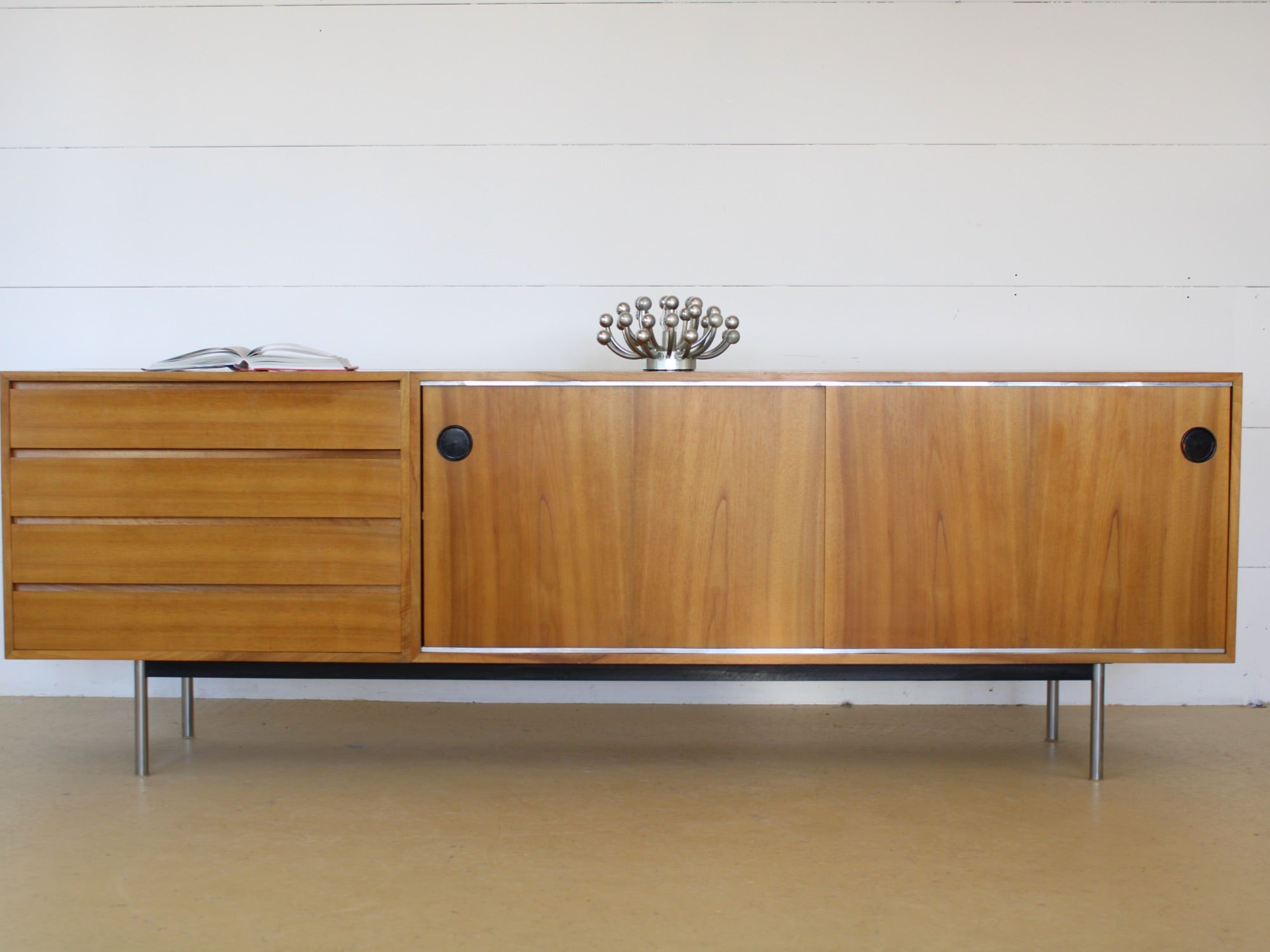 Swiss Vintage Design: Kurt Thut Sideboard