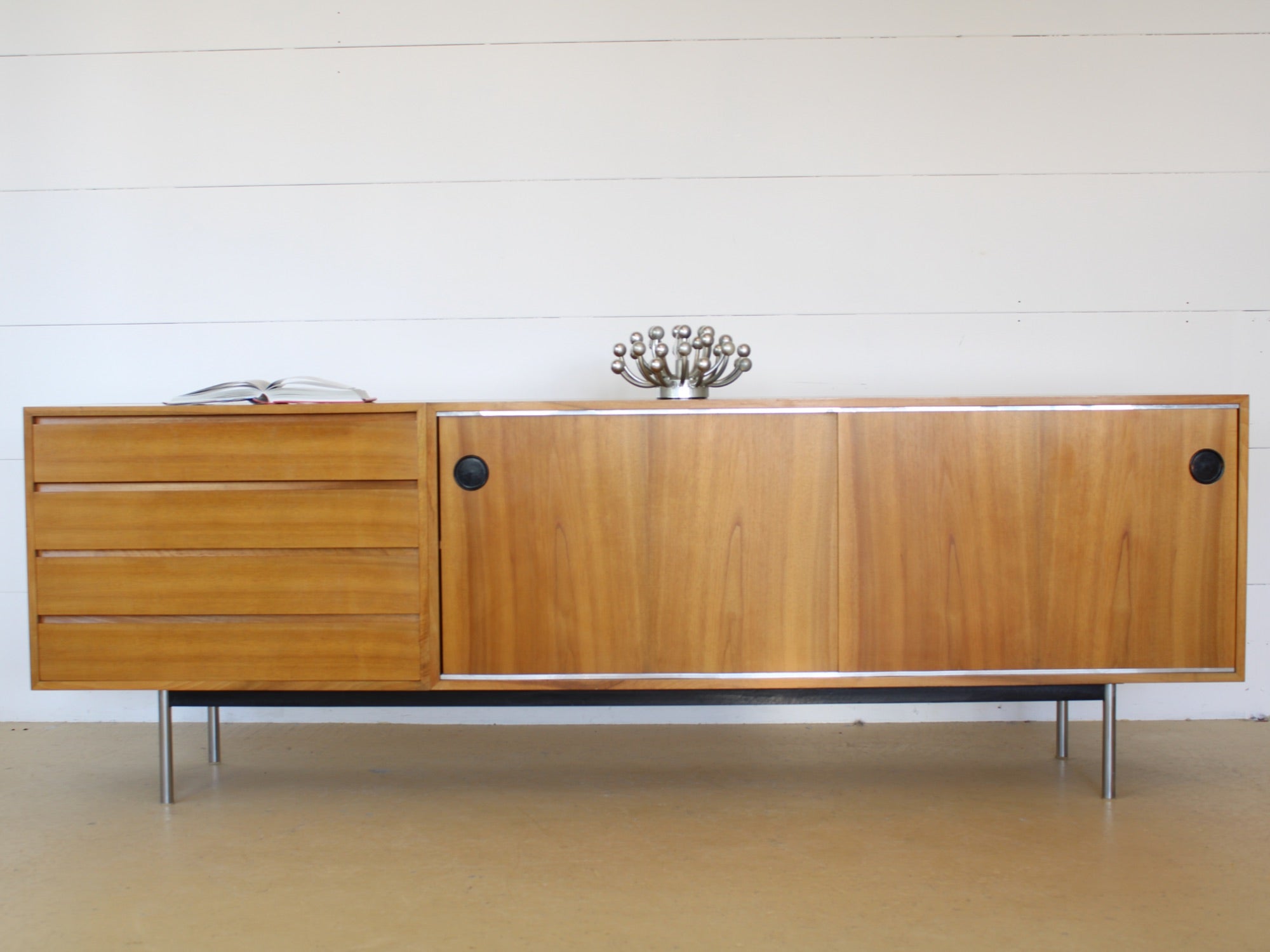 Swiss Vintage Design: Kurt Thut Sideboard