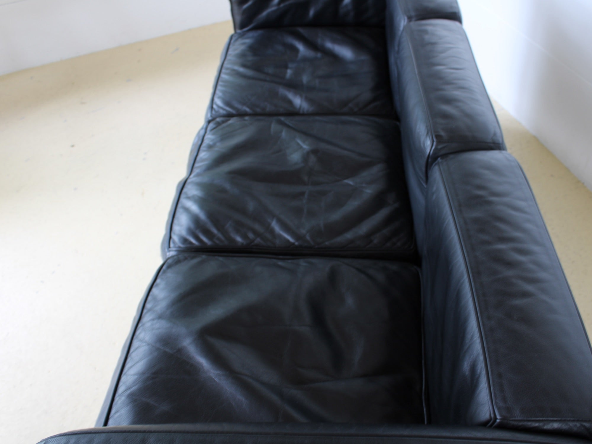 Le Corbusier Sofa von Cassina LC2