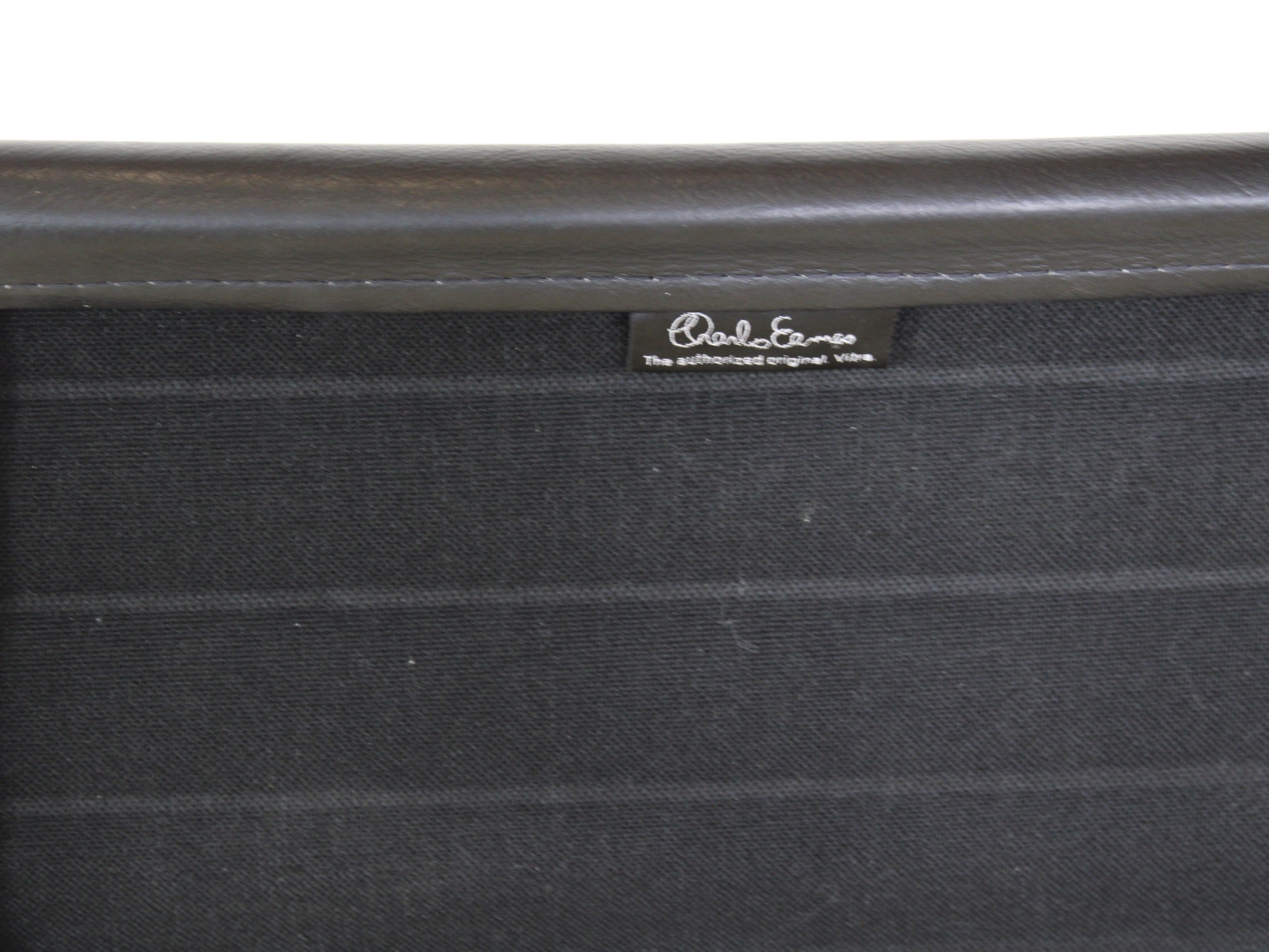 Vitra Eames Bürostuhl EA119